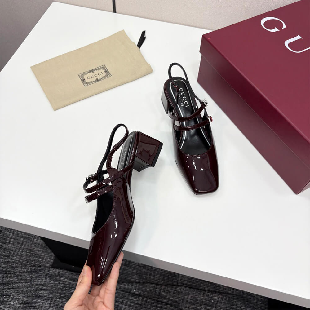 Gucci Women s pump with Double G - Top Club