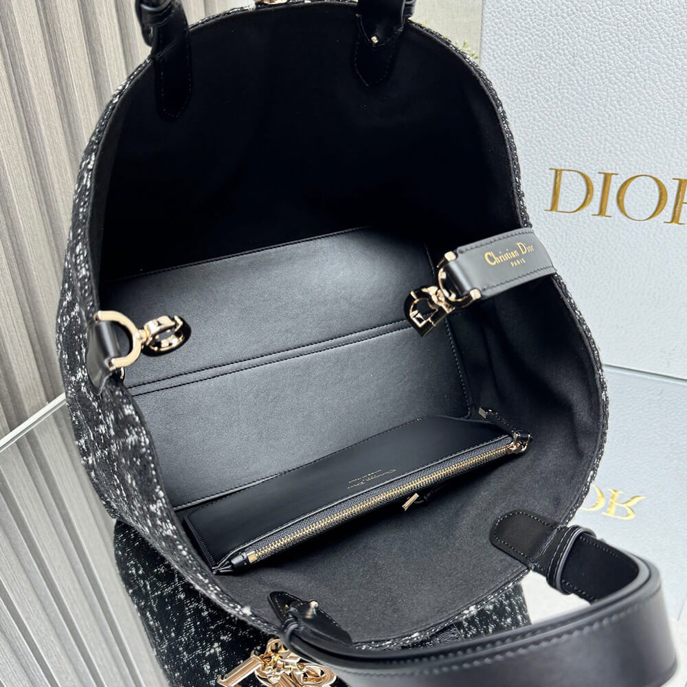 Medium Dior Toujours Bag - Top Club