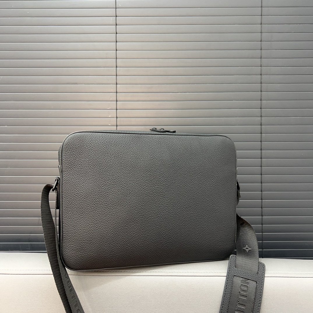 Louis new arrival men and women bag size: 22 x 29cm - Top Club