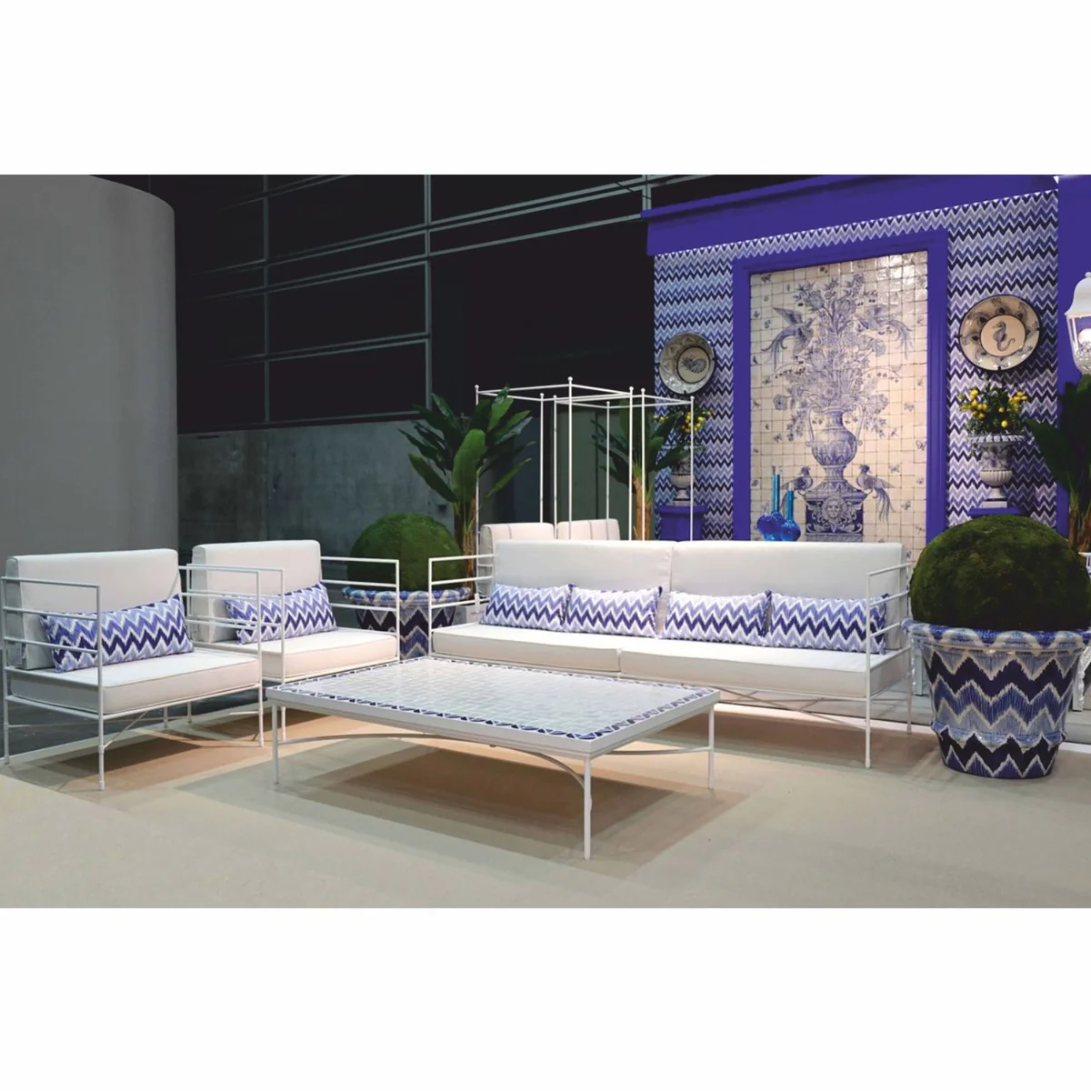 Luxury ceramic flower pot blue / white Ø 79 x H. 63 cm - garden decoration