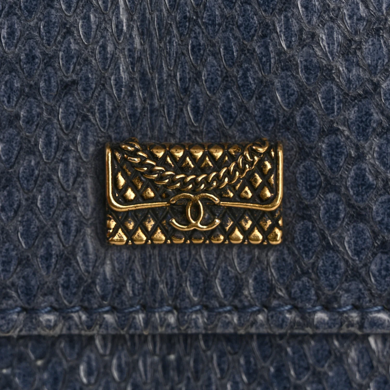 Snakeskin Wallet On Chain WOC Blue - Top Club