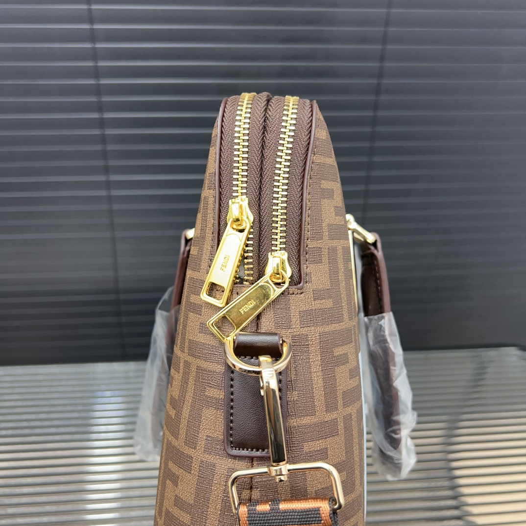 Fen new arrival briefcase laptop bag size: 28*38 cm - Top Club