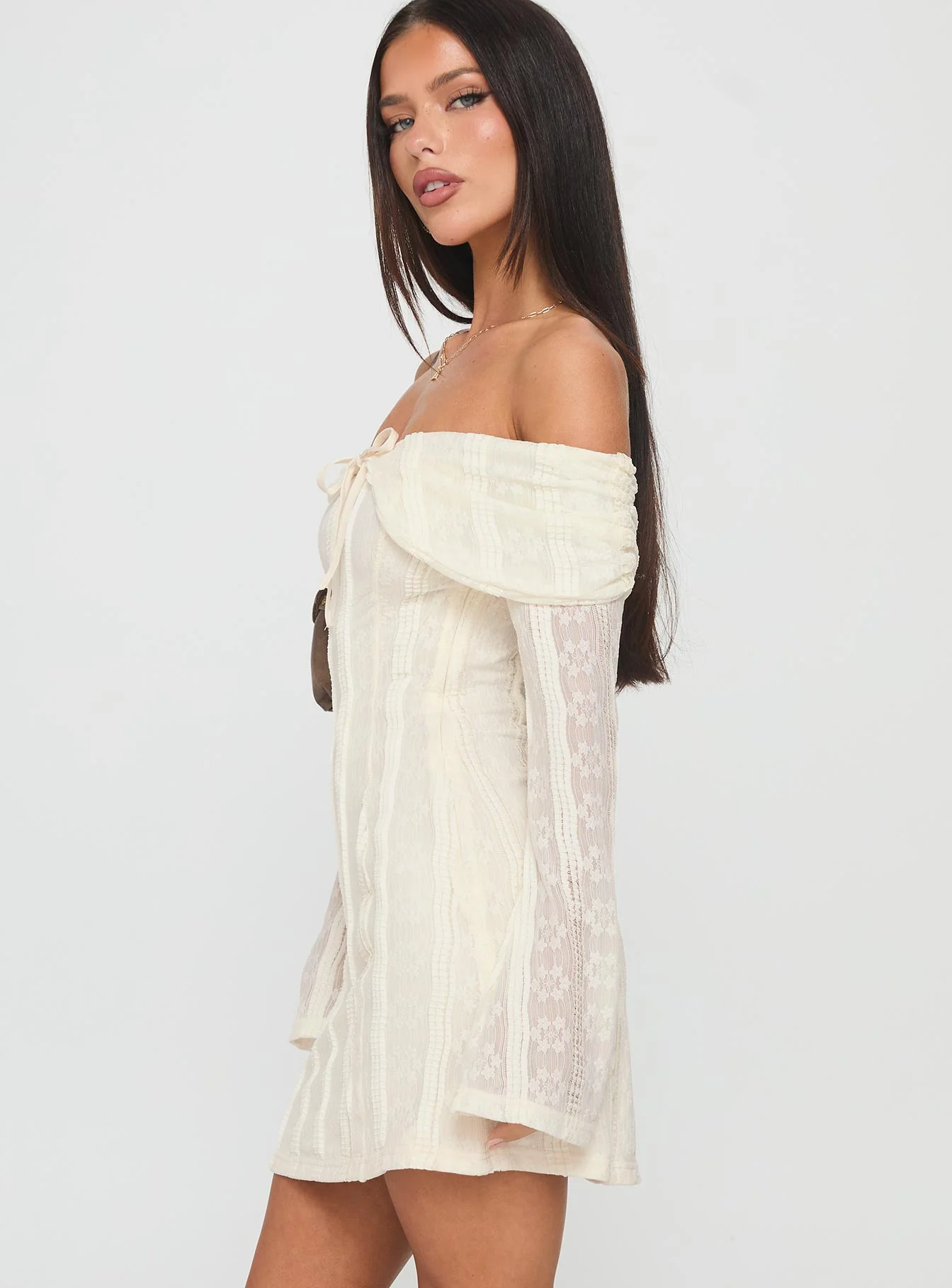 Colettie Long Sleeve Mini Dress Cream