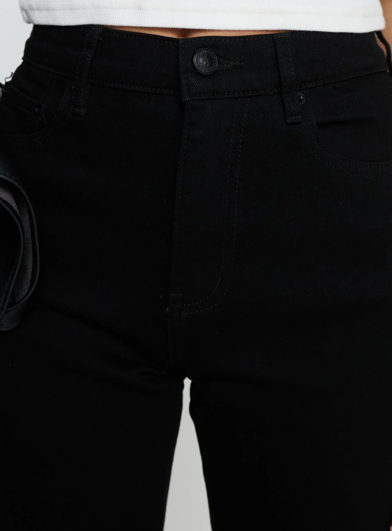 Cindee High Rise Cropped Jeans Jet Black