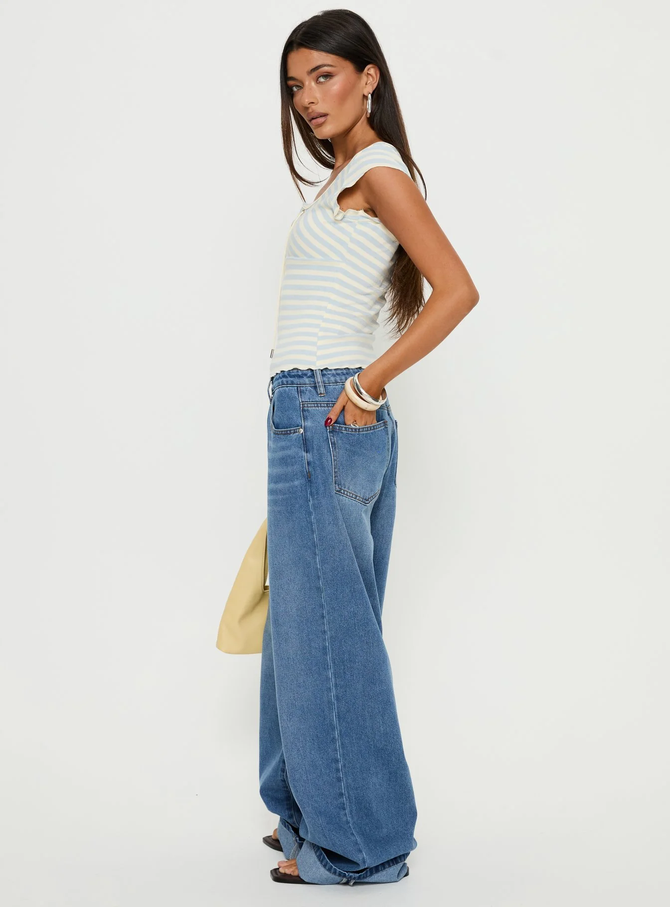 Jacobie Mid Rise Wide Leg Jeans Mid Blue Wash