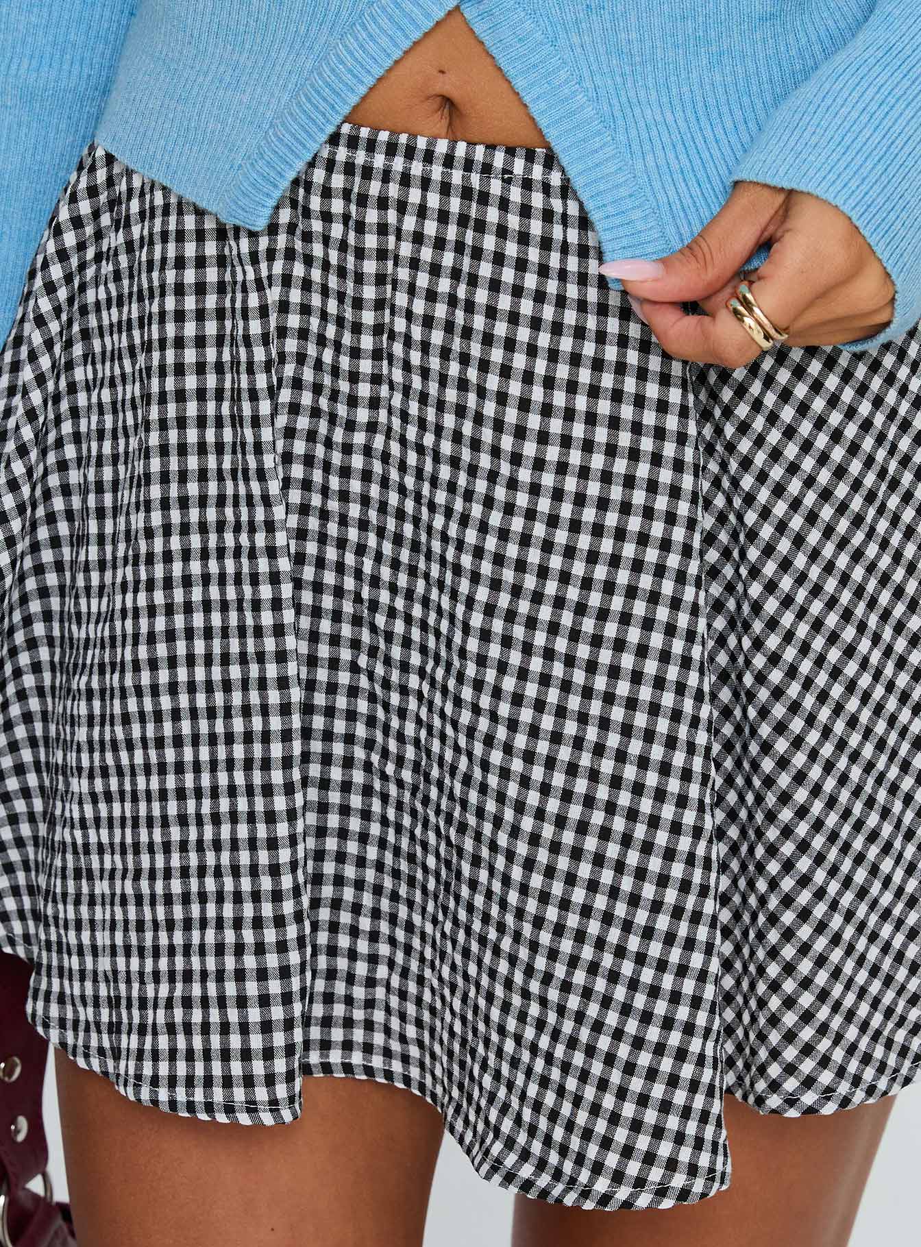 Sohogirl Flowy Mini Skirt Black / White Gingham