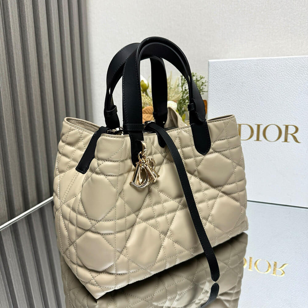 Medium Dior Toujours Bag - Top Club