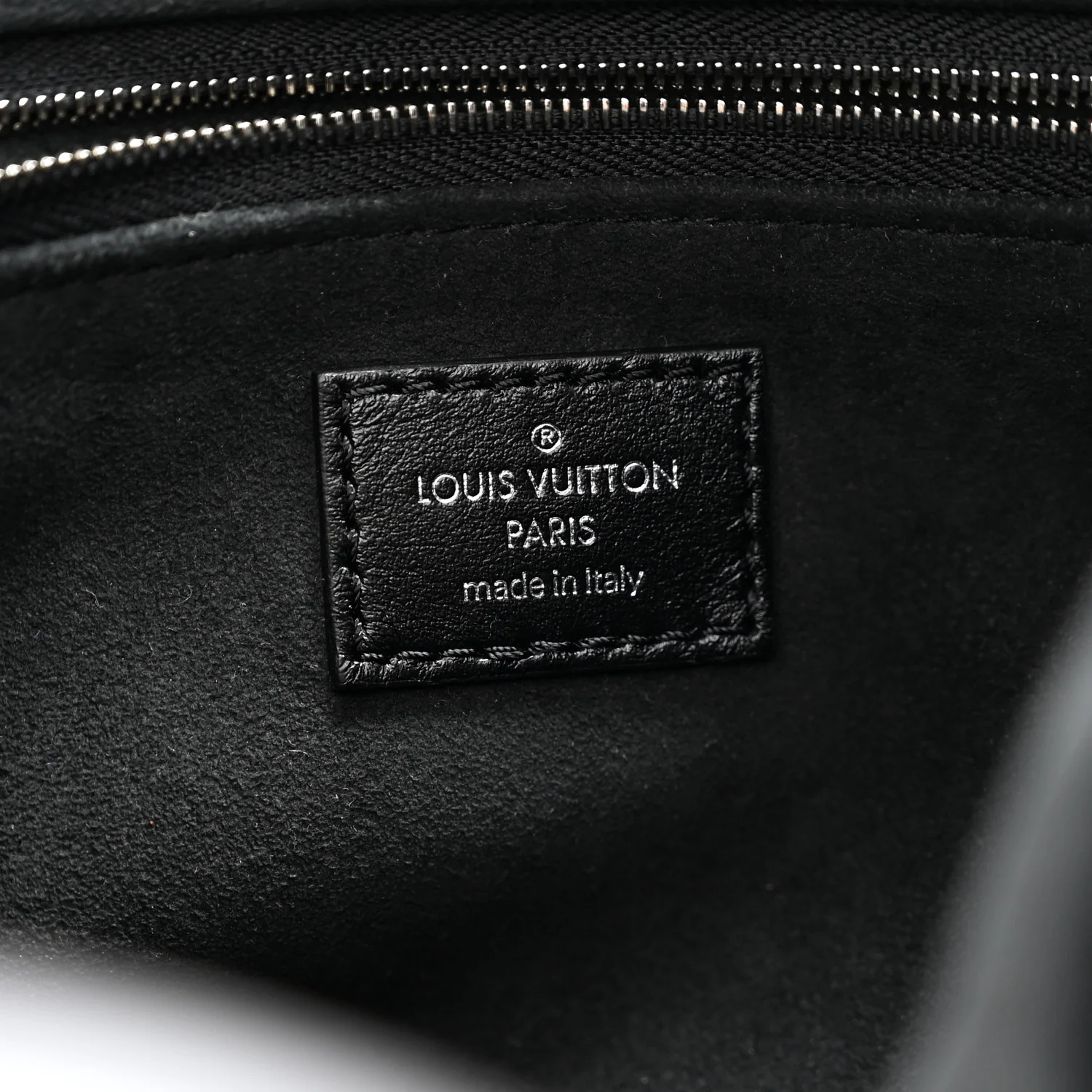 Lambskin CarryAll Cargo Vibe PM Black - Top Club