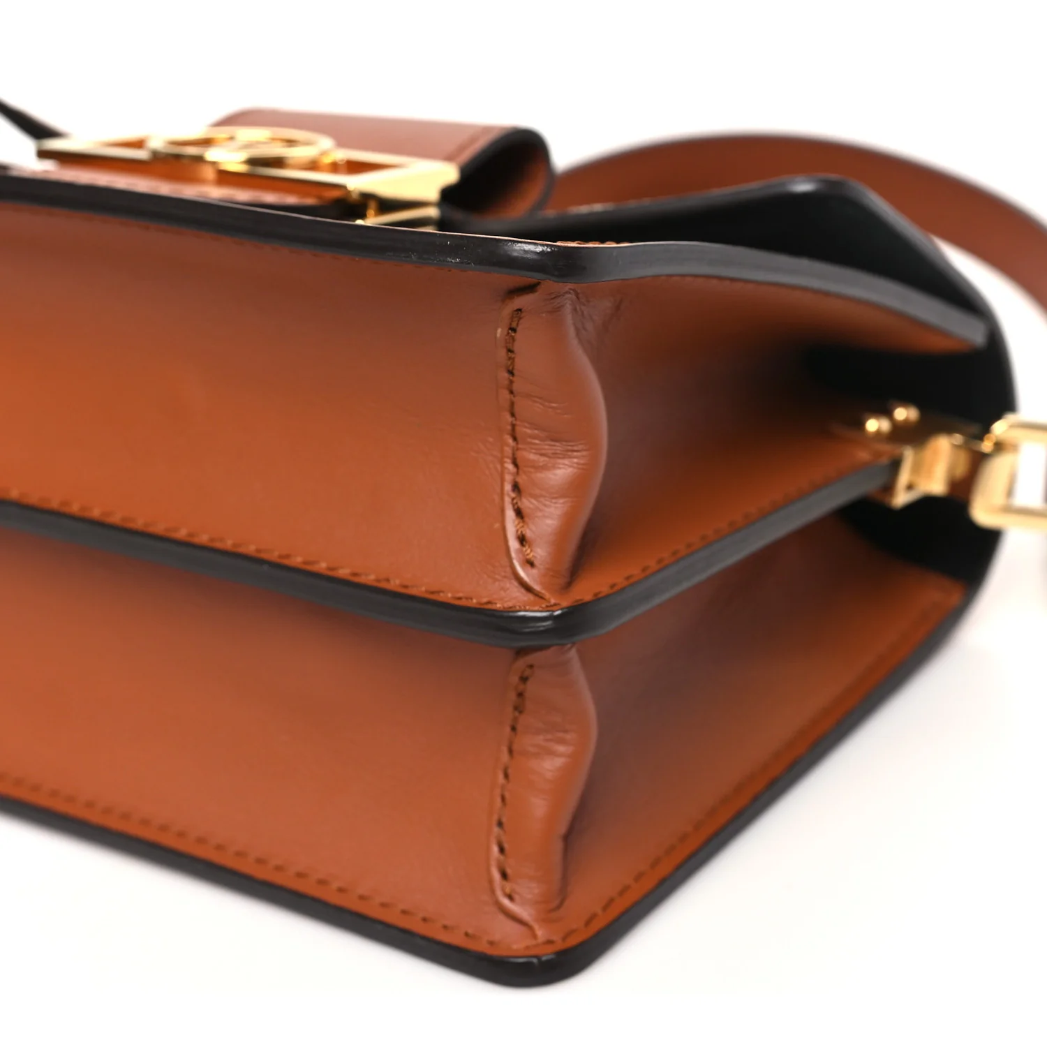 Reverse Monogram Dauphine Mini - Top Club