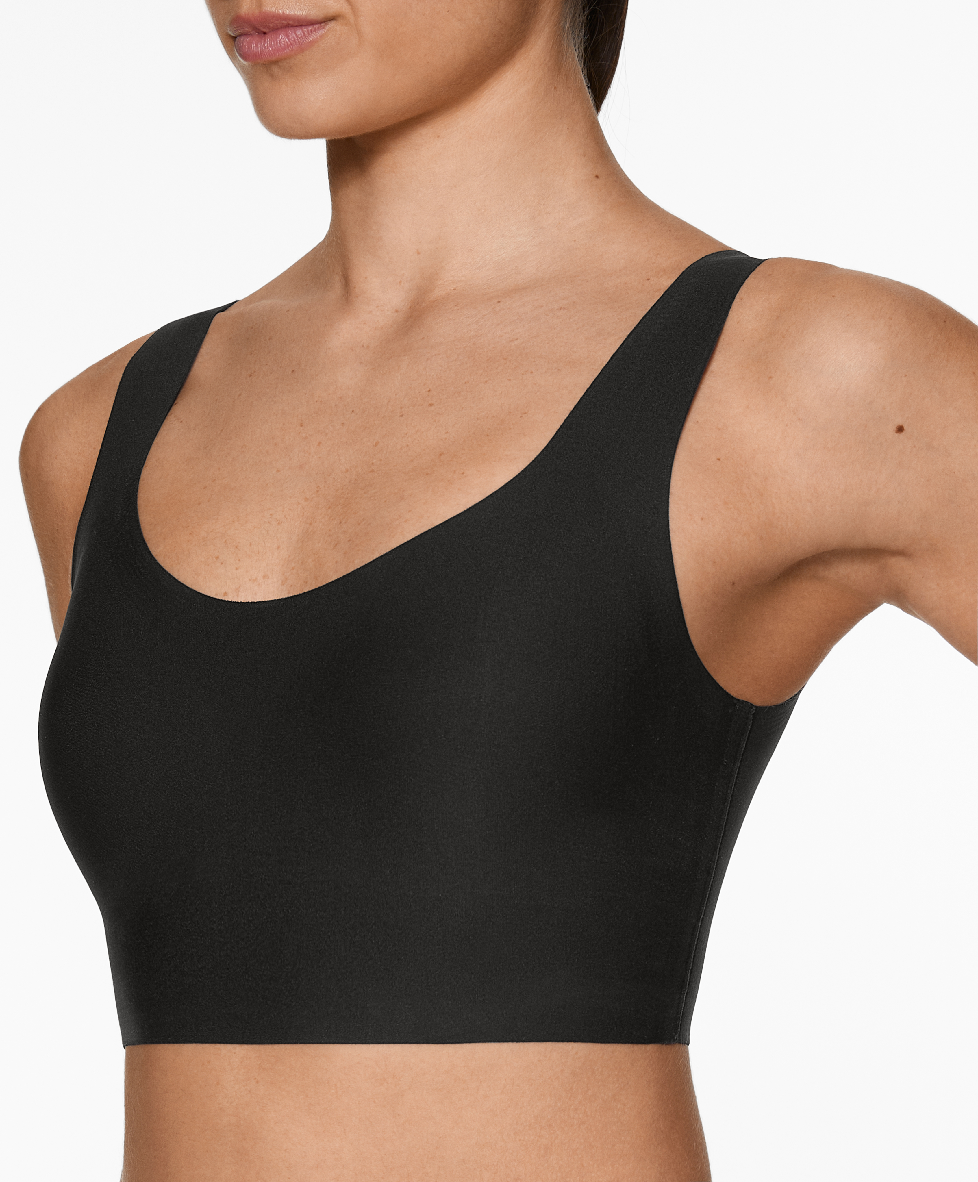 OYSHO Perfect-adapt medium-support sports bra with cups