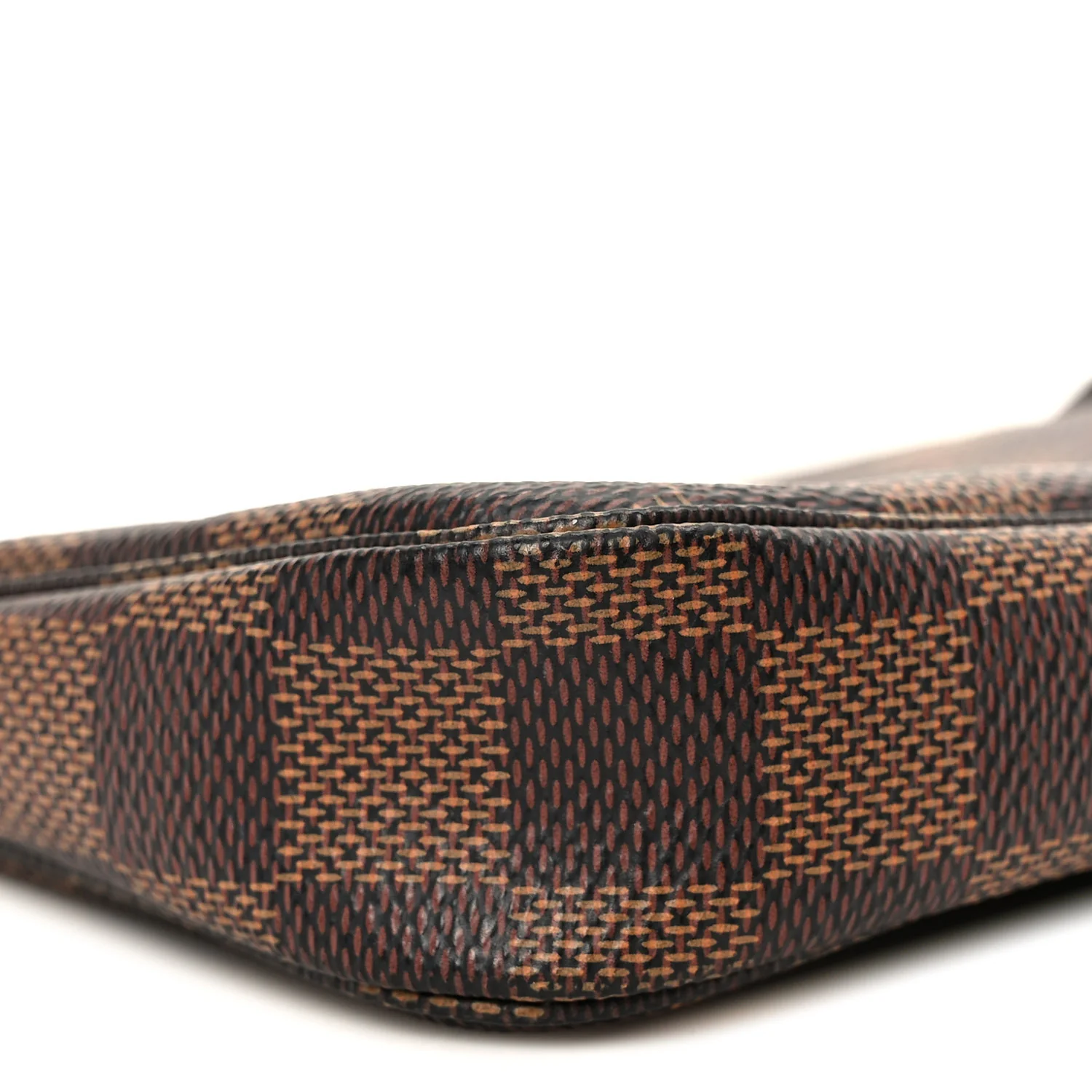 Damier Ebene Mini Pochette Accessories - Top Club