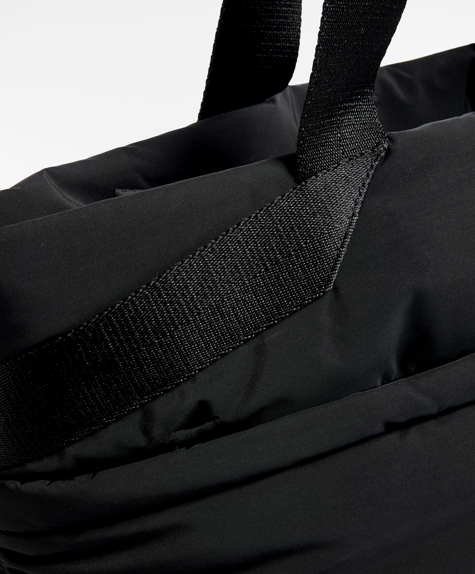 OYSHO Front pocket sports bag