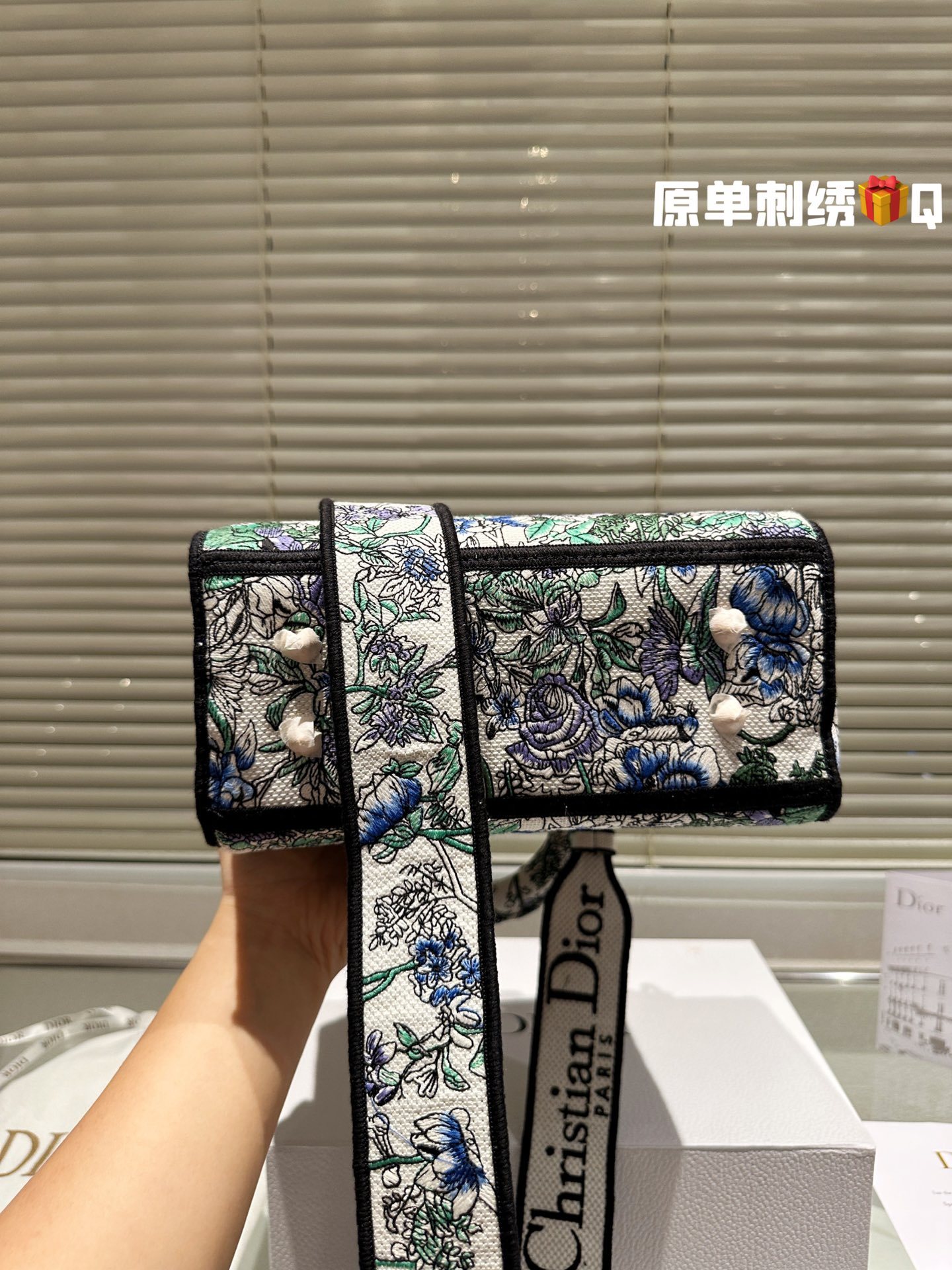 CD travel star women bag - Top Club