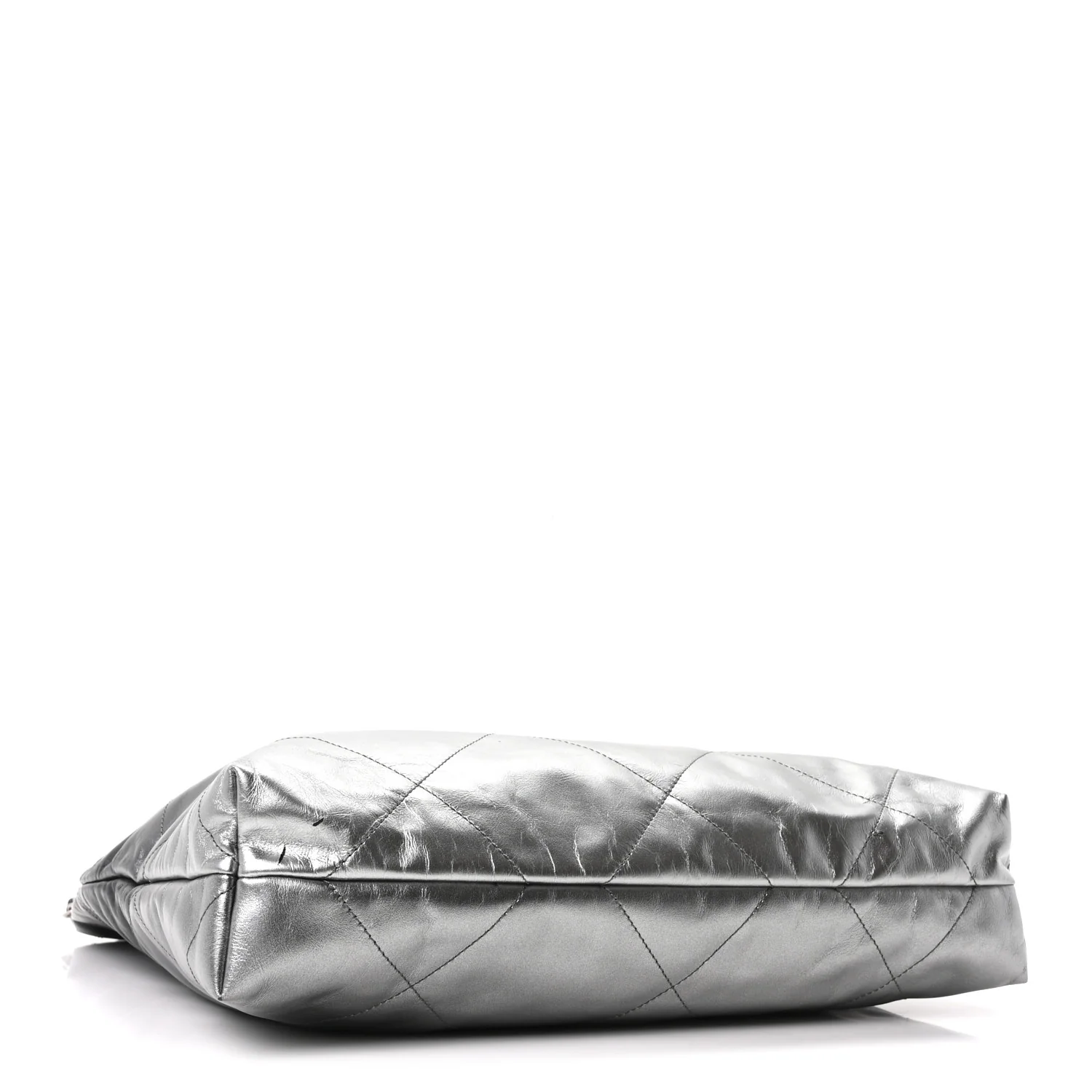 Metallic Shaded Calfskin Quilted Chanel 22 Black Silver - Top Club