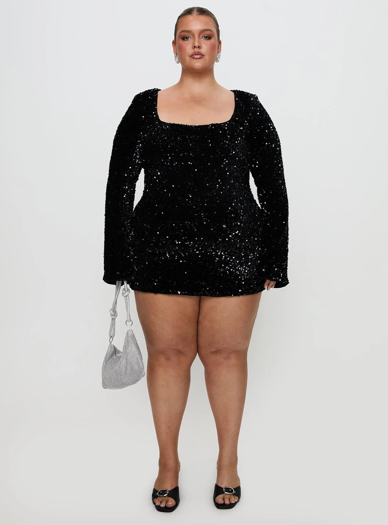 Vinelle Long Sleeve Mini Dress Black Curve