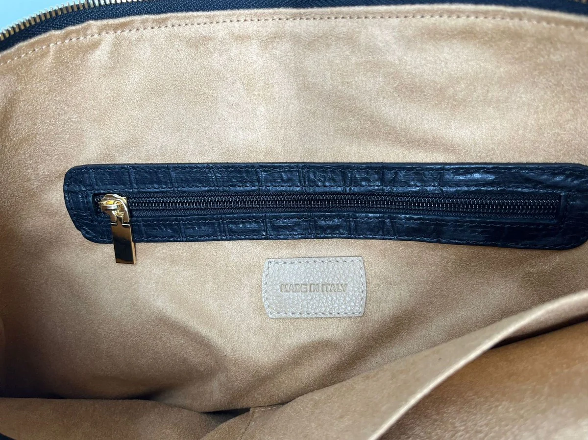 Luxury genuine leather cosmetic bag black / gold 28 cm - Made in Italy