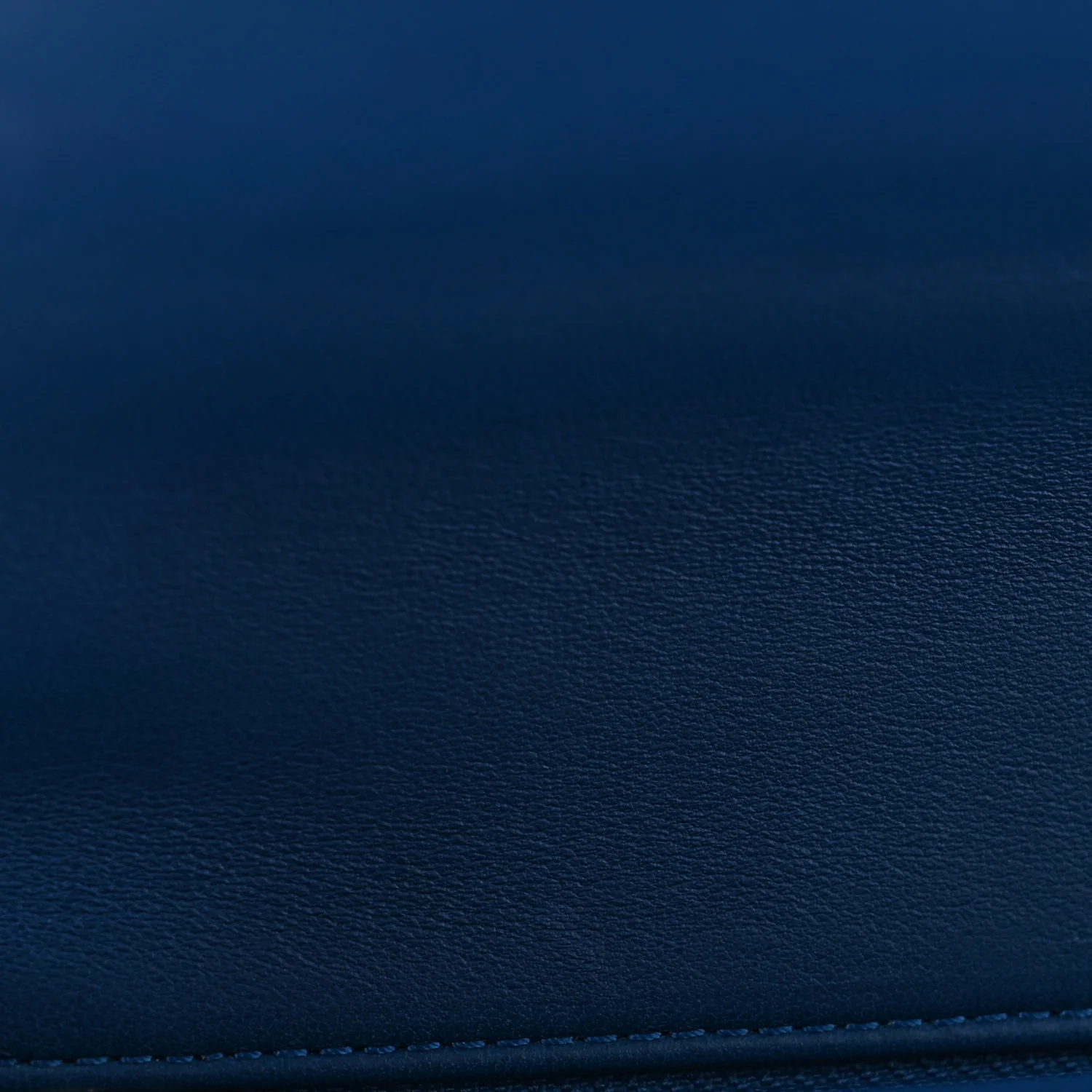 Lambskin Chevron Quilted New Medium Boy Flap Blue - Top Club