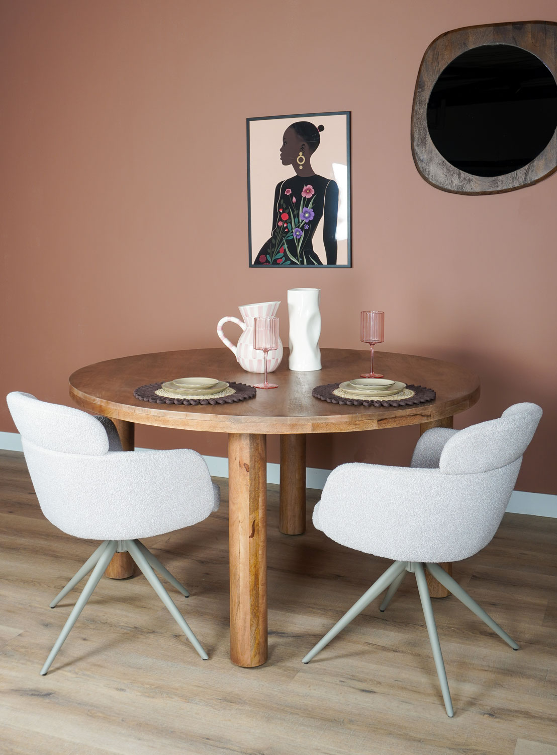 Eettafel Tias ø140 cm – Mangohout