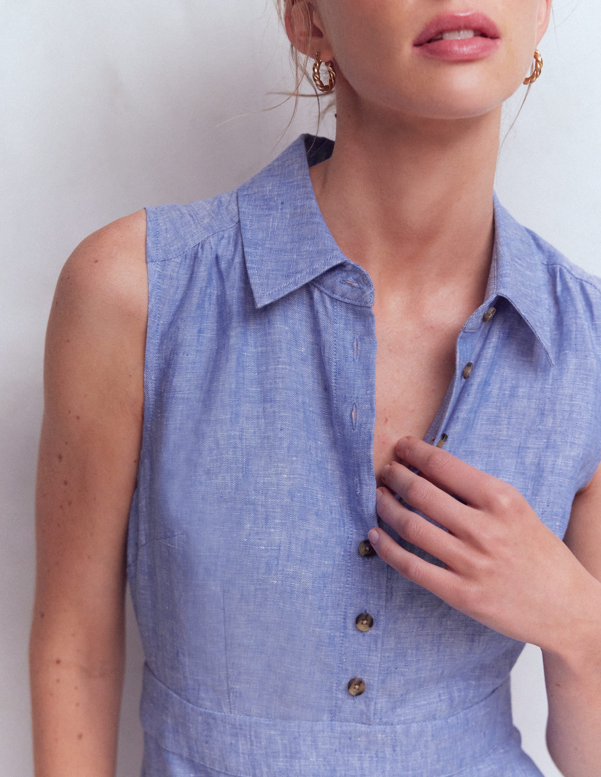 Erma Leinenkleid mit tiefer Taille-Blauer Faux-Uni