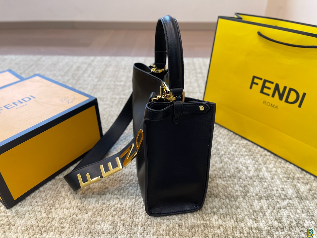 Fen Peekaboo new arrival tote bag size : 30*24 cm - Top Club