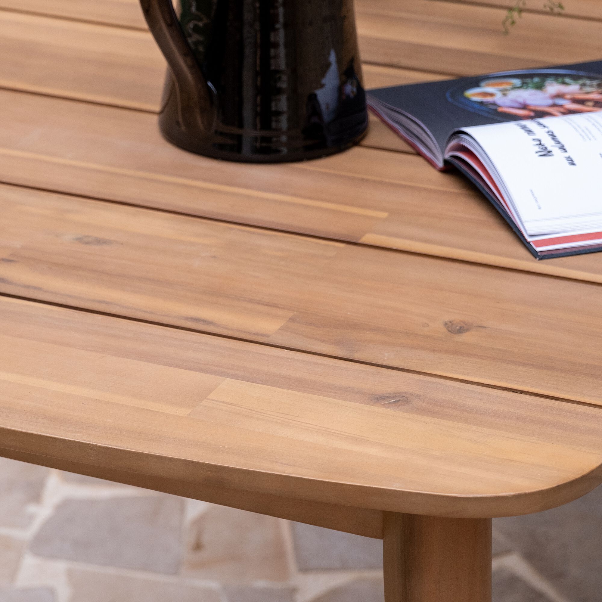 CADENET - Table de repas jardin en acacia - bois clair (6 places)