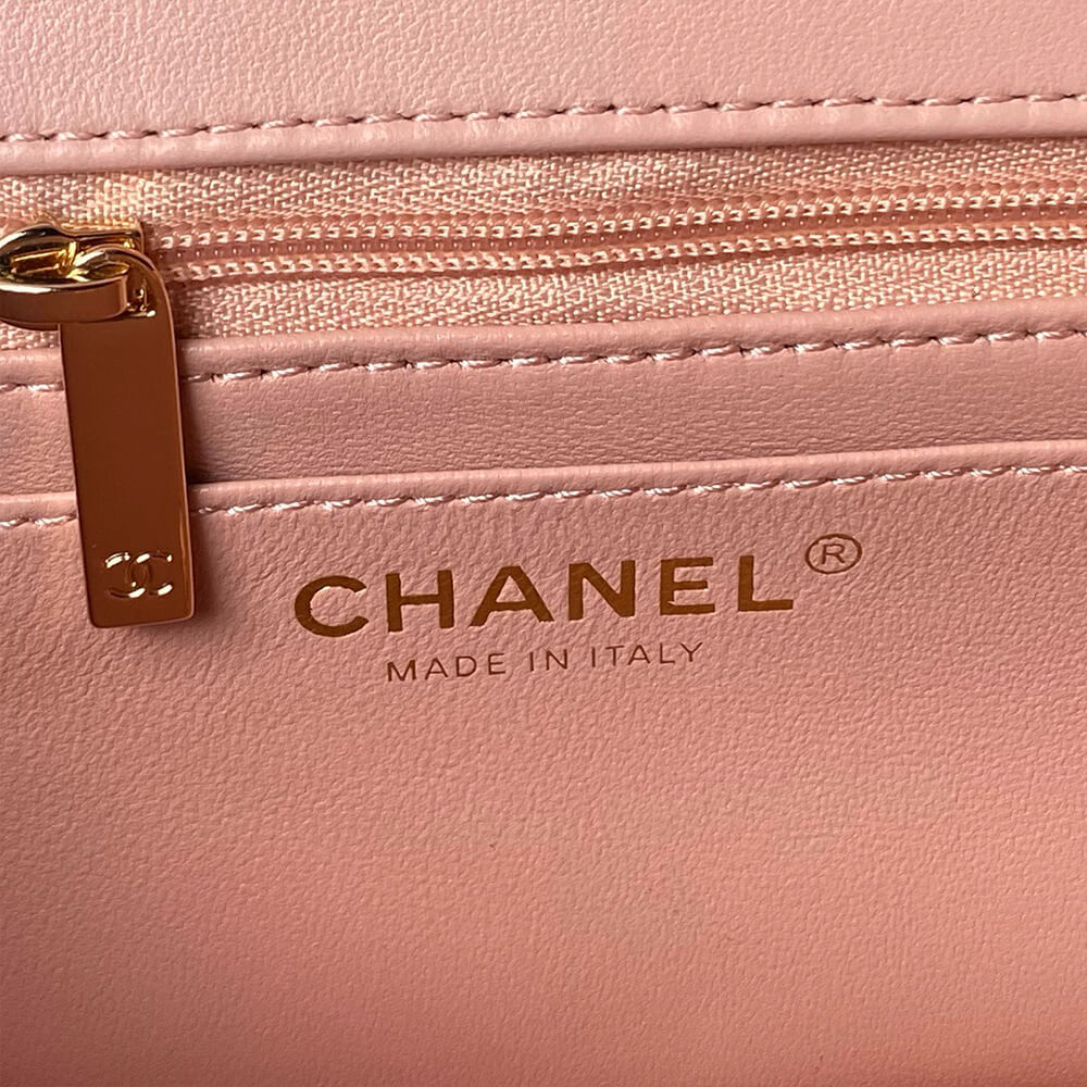 CHANEL Mini Flap Bag with Top Handle - Top Club