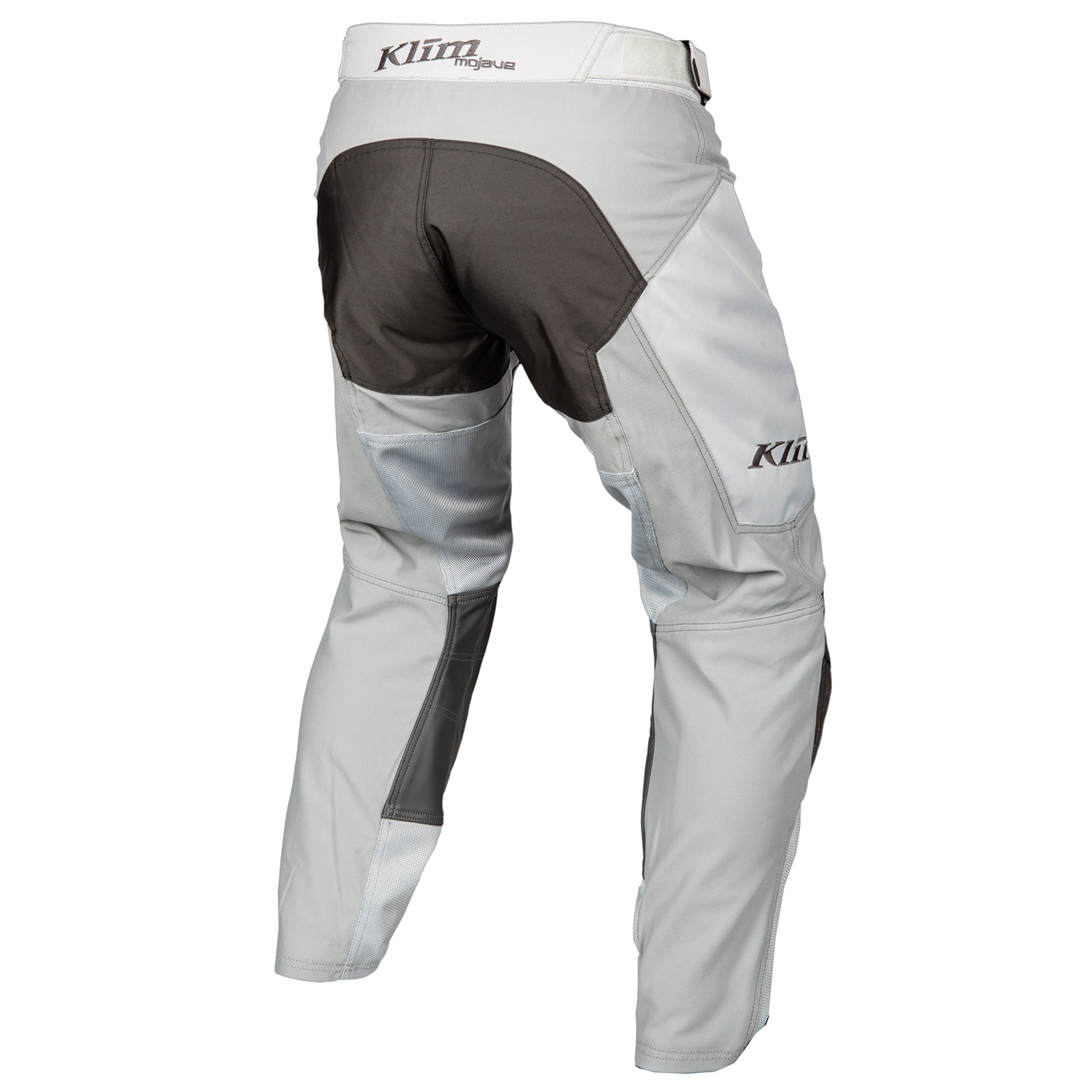 Mojave in boat pants