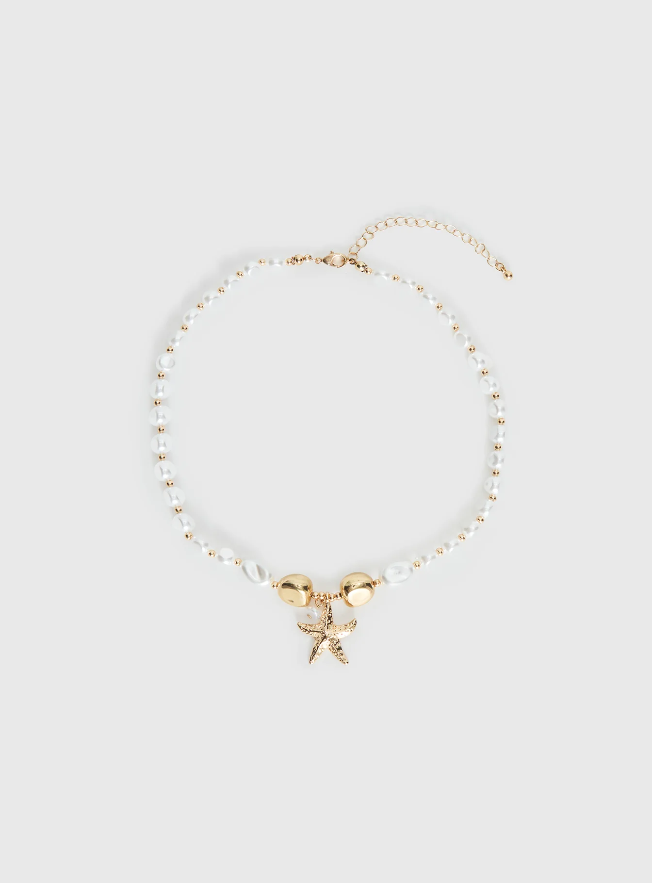 Splashy Star Pendant Necklace Gold