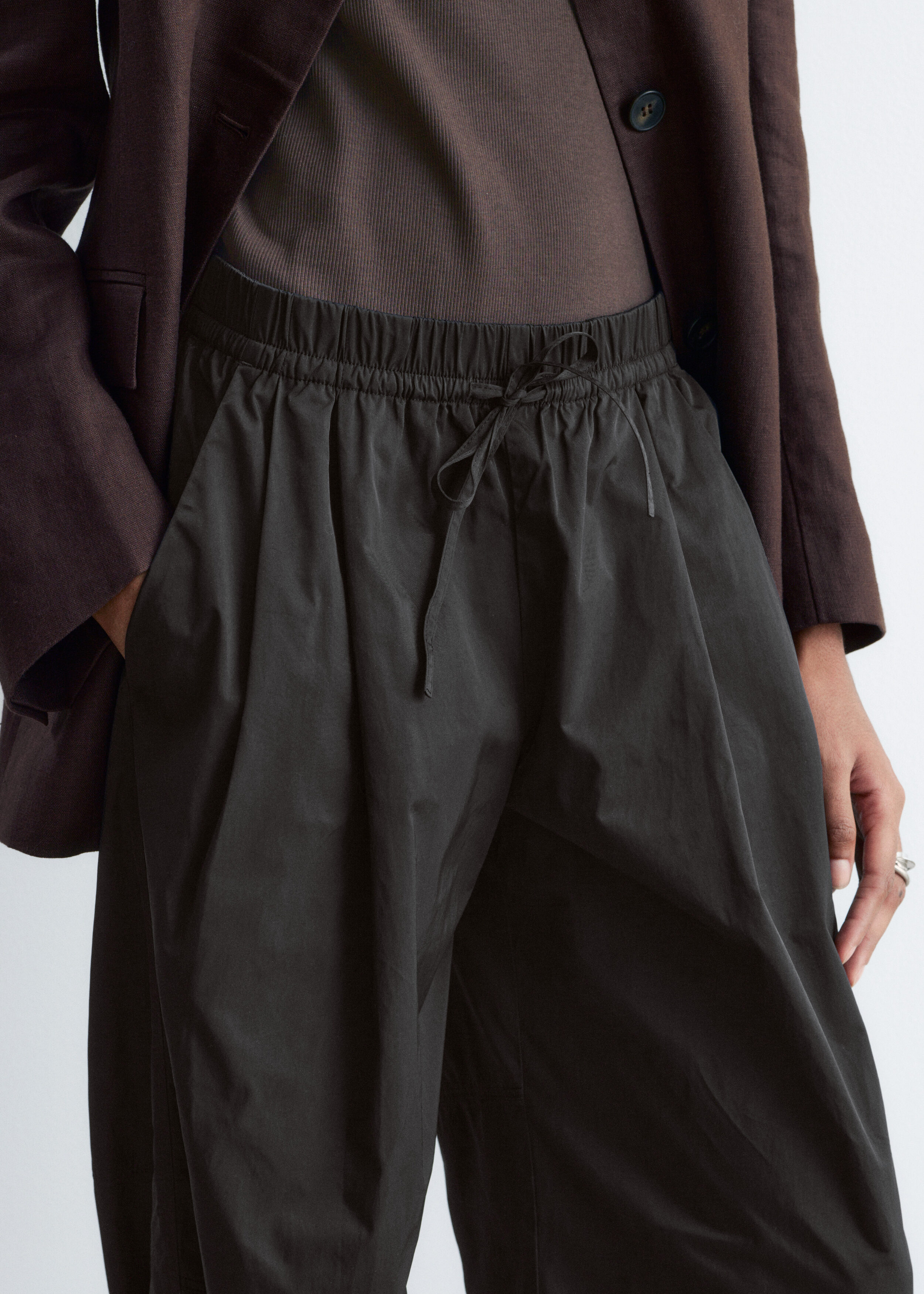 & Other Stories DRAWSTRING BARREL LEG TROUSERS
