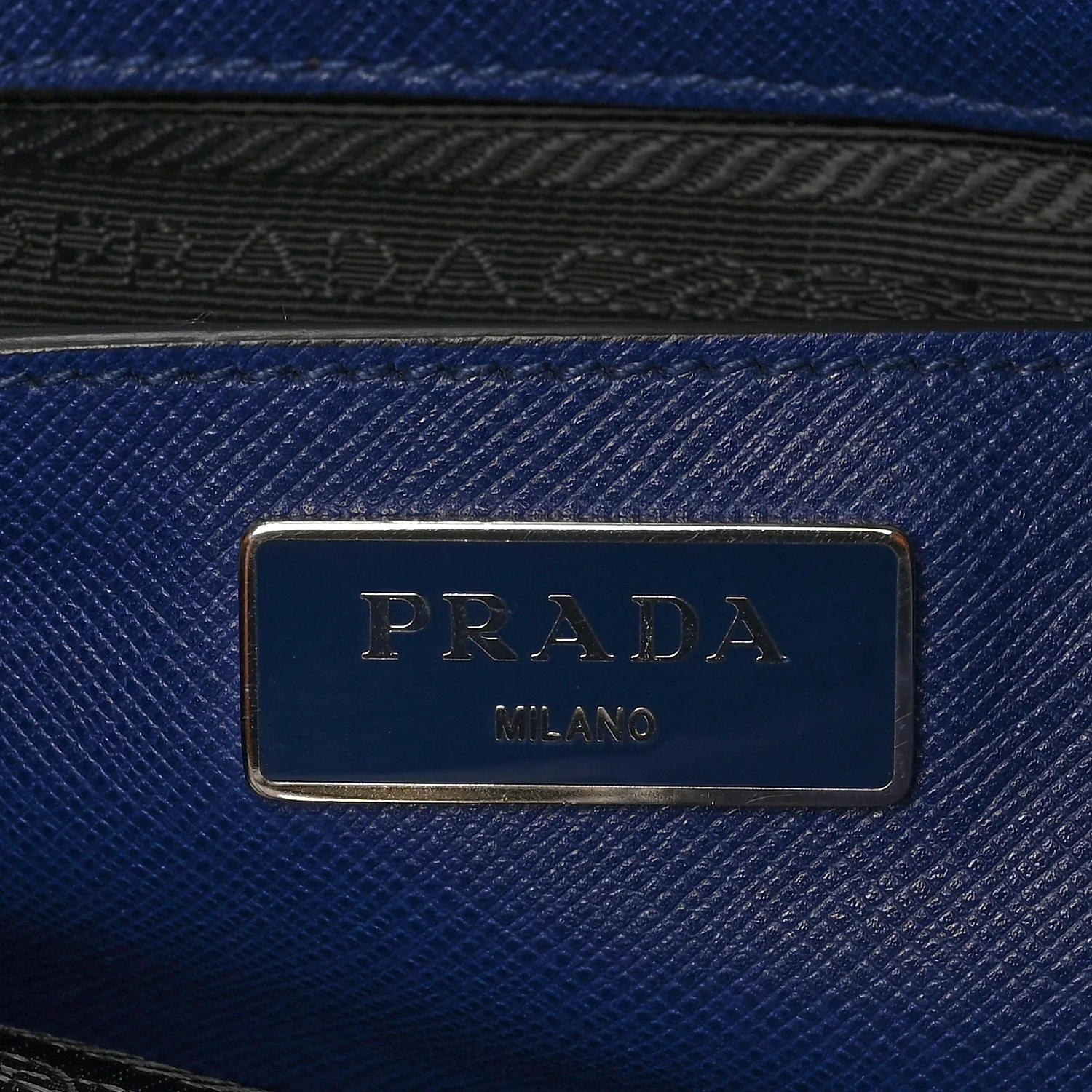 Saffiano Cuir Medium Double Handle Tote Bluette - Top Club
