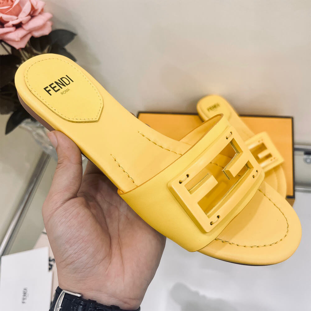 Fendi Baguette Slides - Top Club