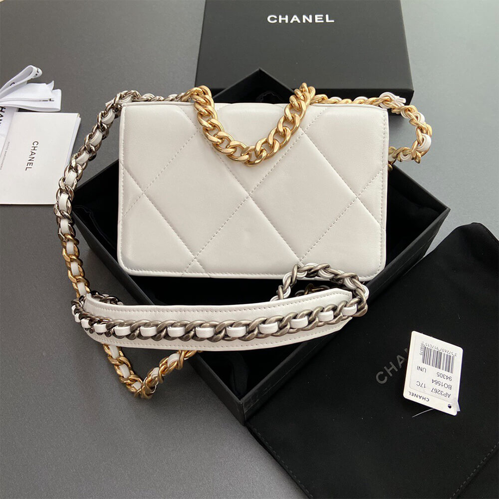 CHANEL 19 Wallet on Chain(high-end grade) - Top Club