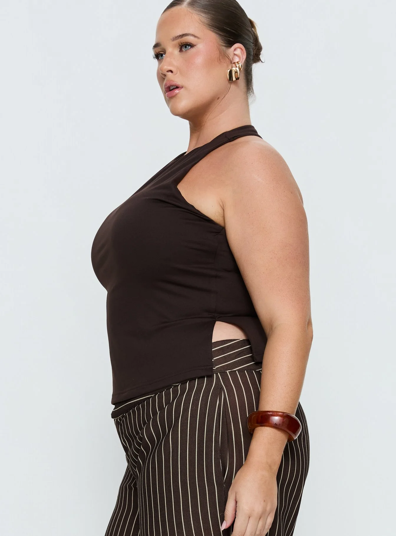 Harlene Back Detail Top Brown Curve