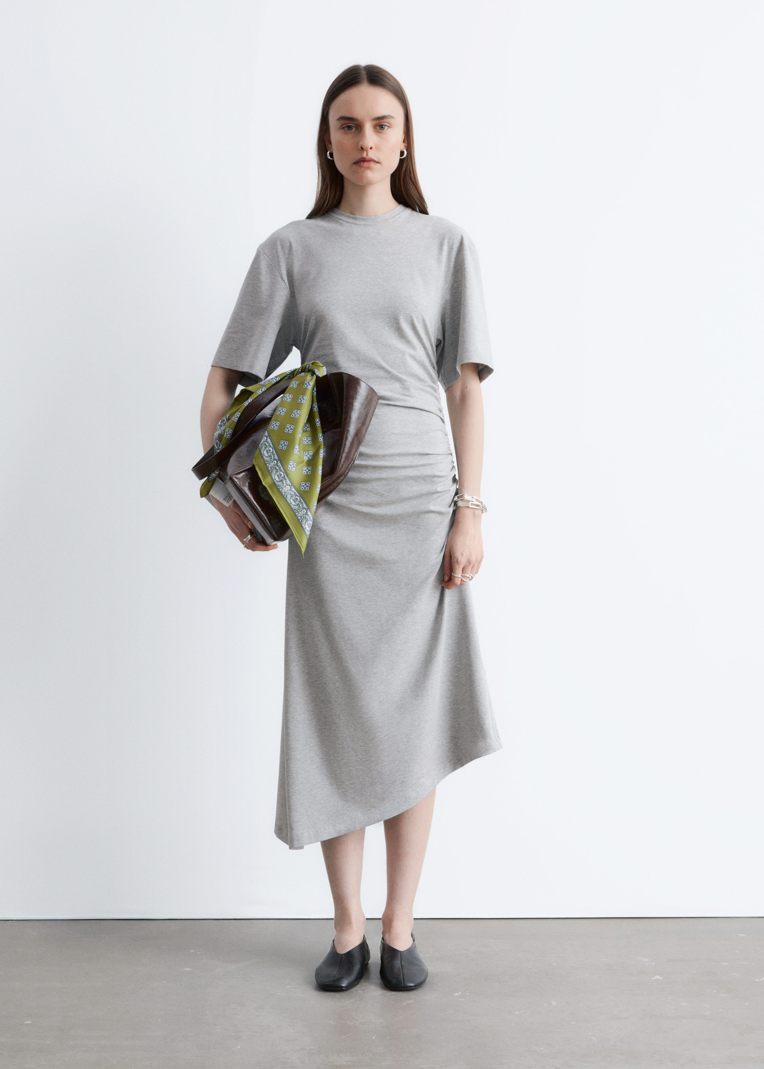 & Other Stories ASYMMETRIC MIDI T-SHIRT DRESS
