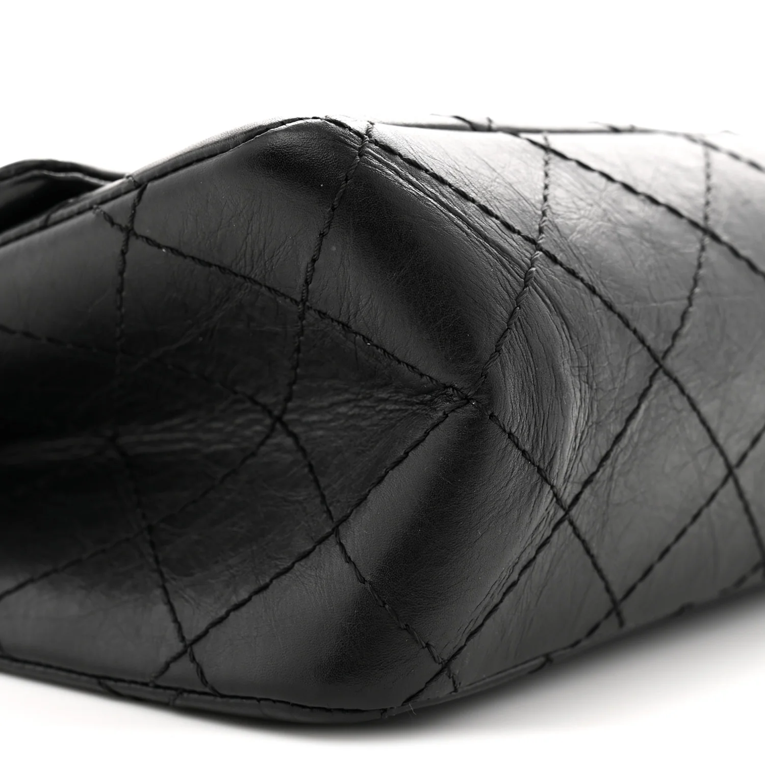 Aged Calfskin Quilted 2.55 Reissue 226 Flap Black - Top Club