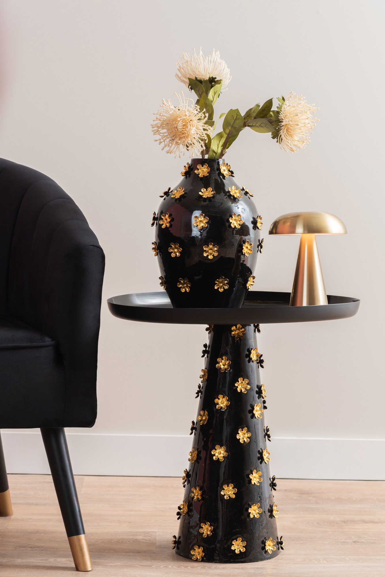 Side table Golden Flowers enamel black