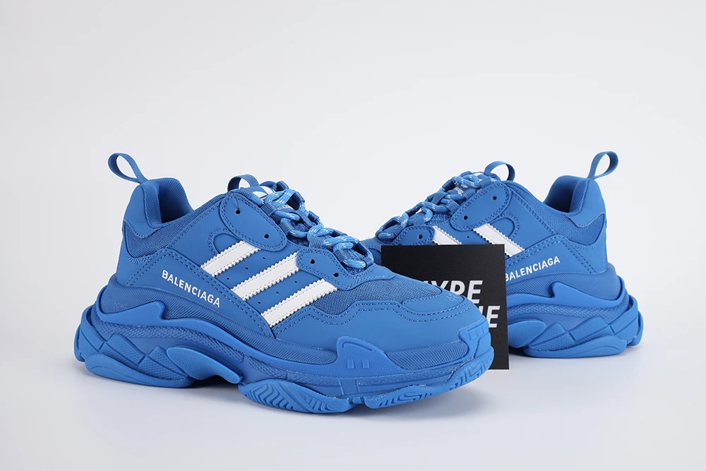 BALENCIAGA TRIPLE-S BLUE - Sneaker Replica Workshop