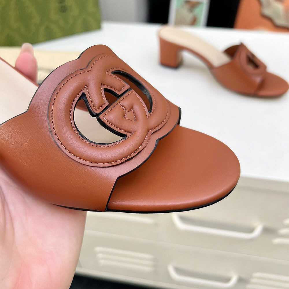 GUCCI Women s Interlocking G slide sandal - Top Club