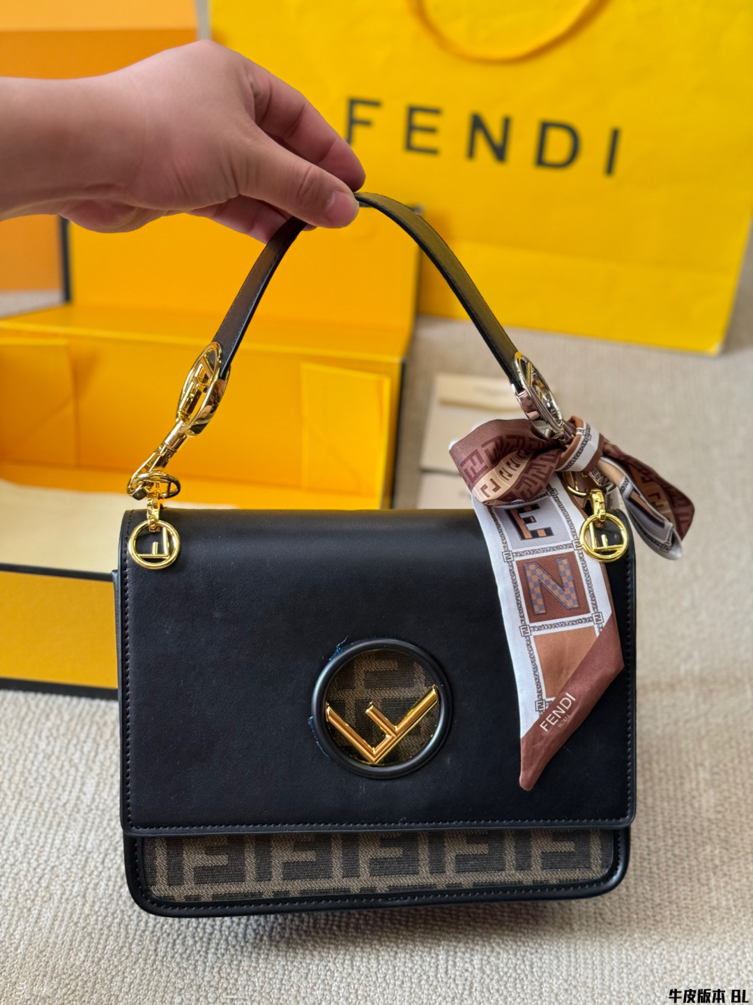 Fen new arrival KANI bag size: 25*20 cm - Top Club