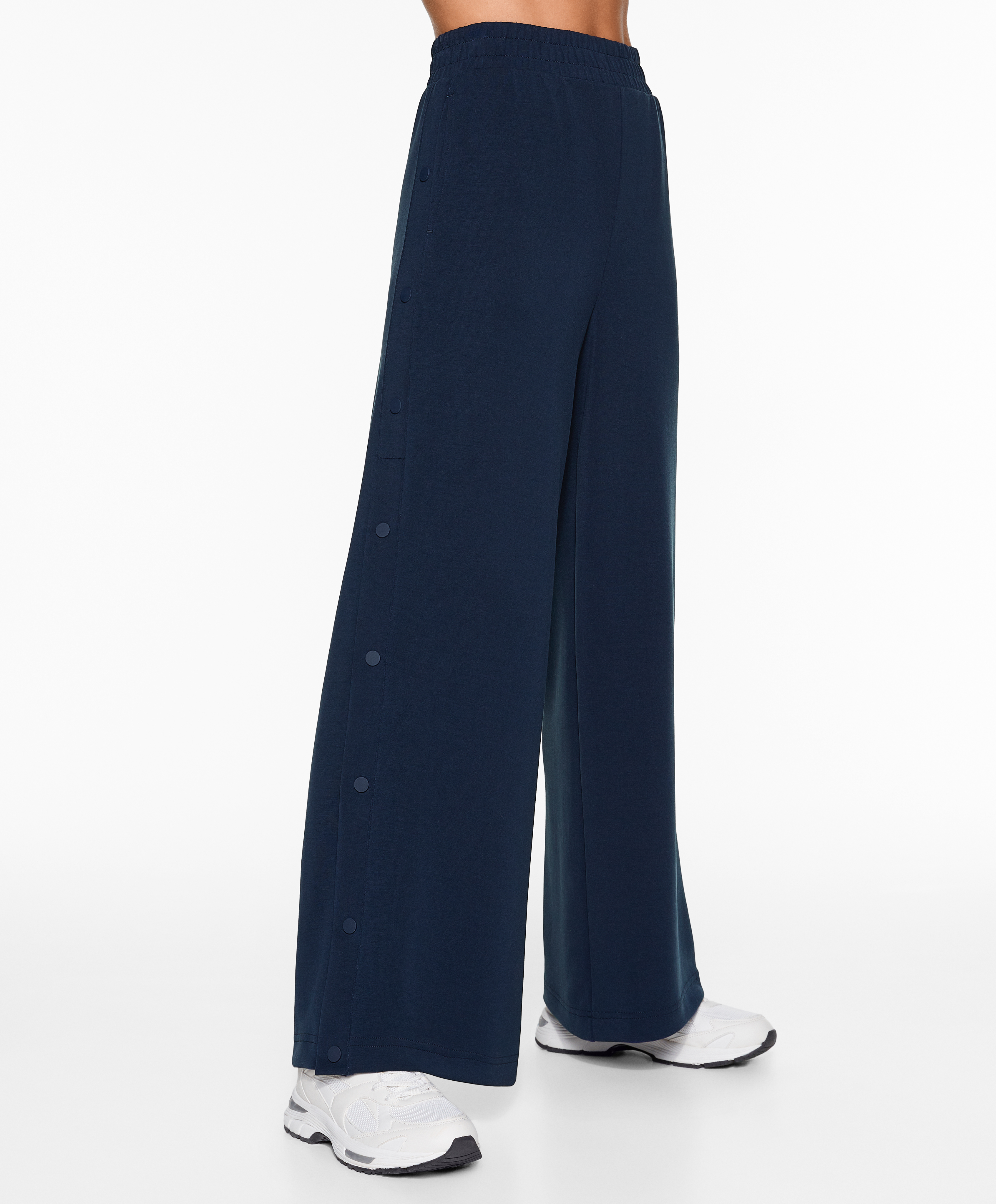 OYSHO Soft-touch wide, straight-leg trousers with modal and buttons
