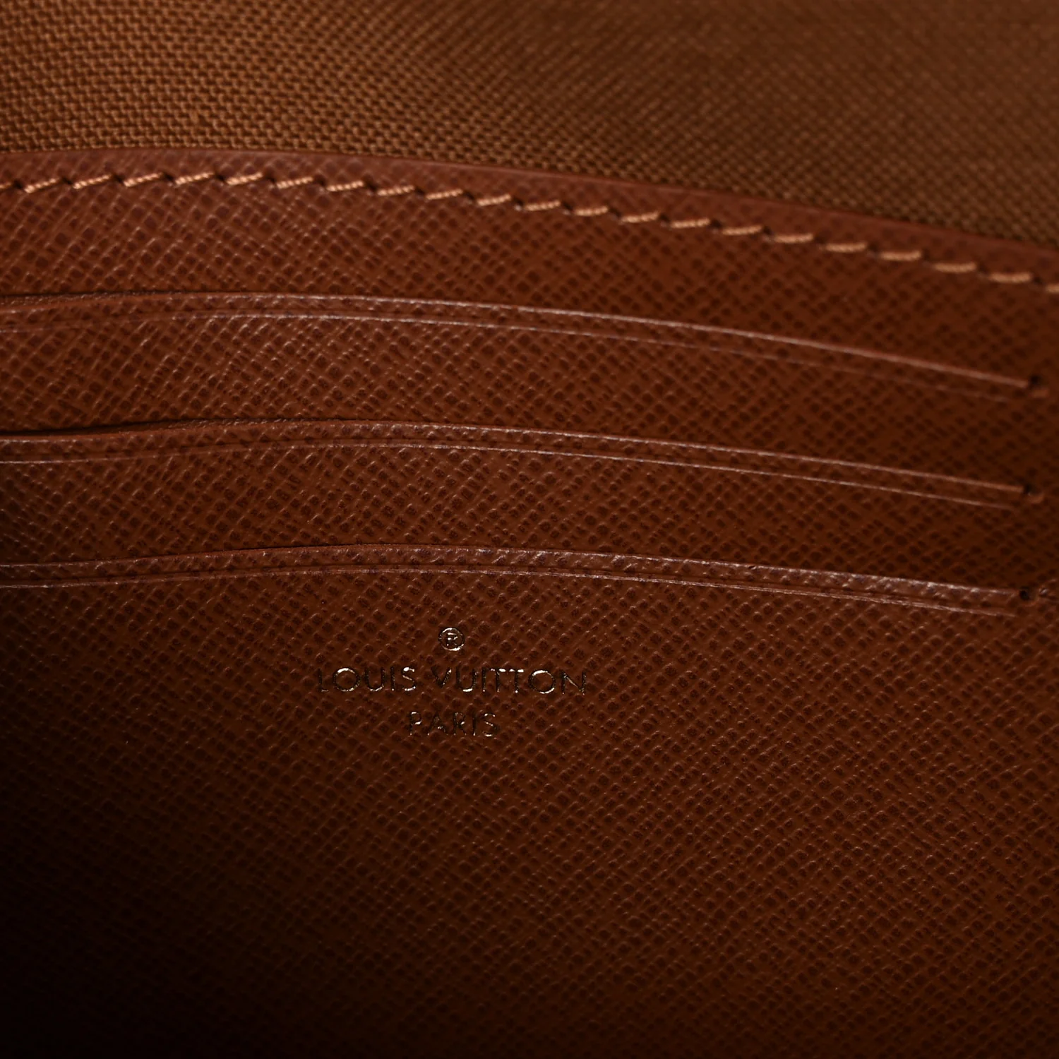 Monogram Ivy Wallet On Chain - Top Club