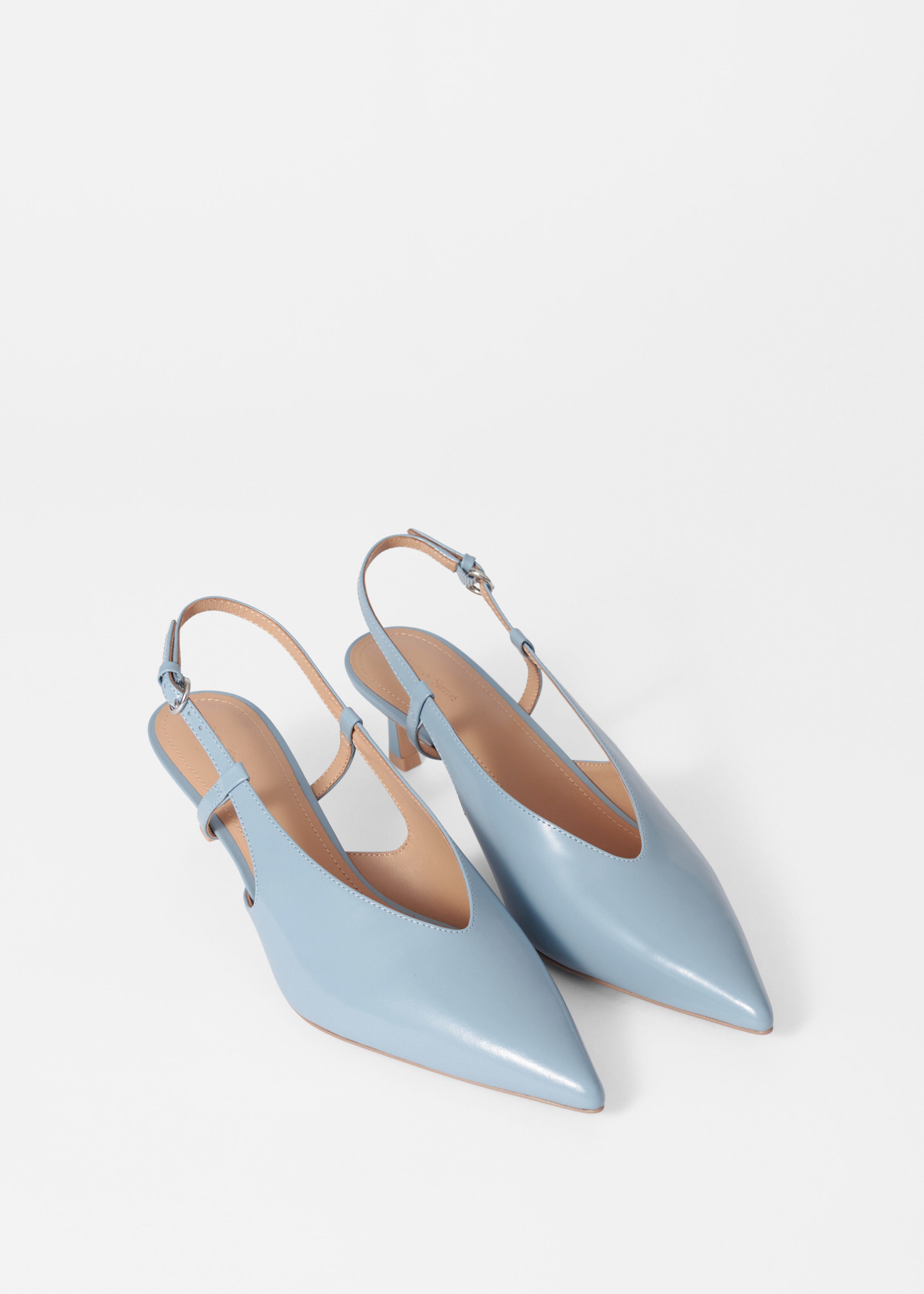 & Other Stories CLASSIC LEATHER SLINGBACK PUMPS