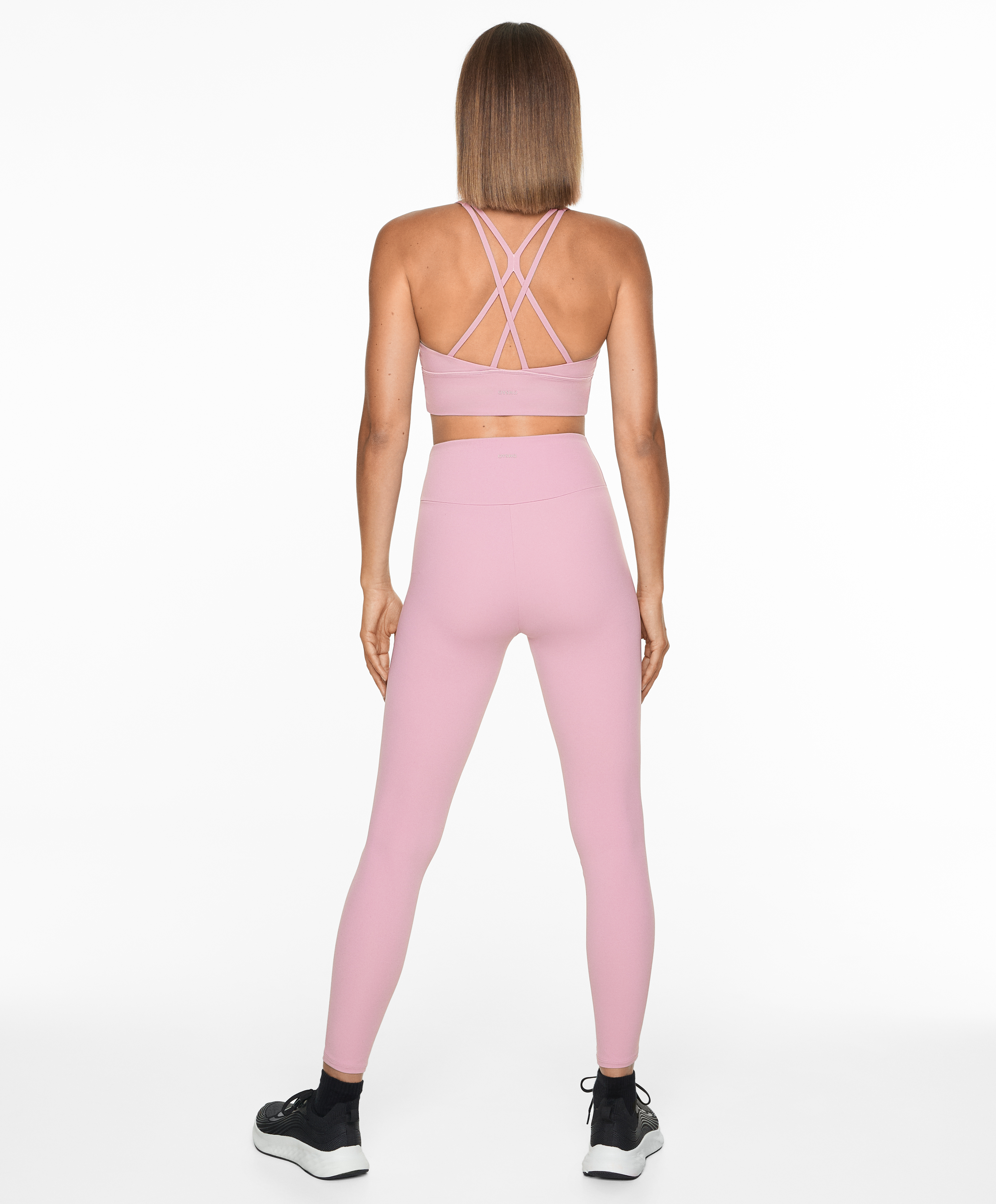 OYSHO Medium-support comfortlux sports bra with cups