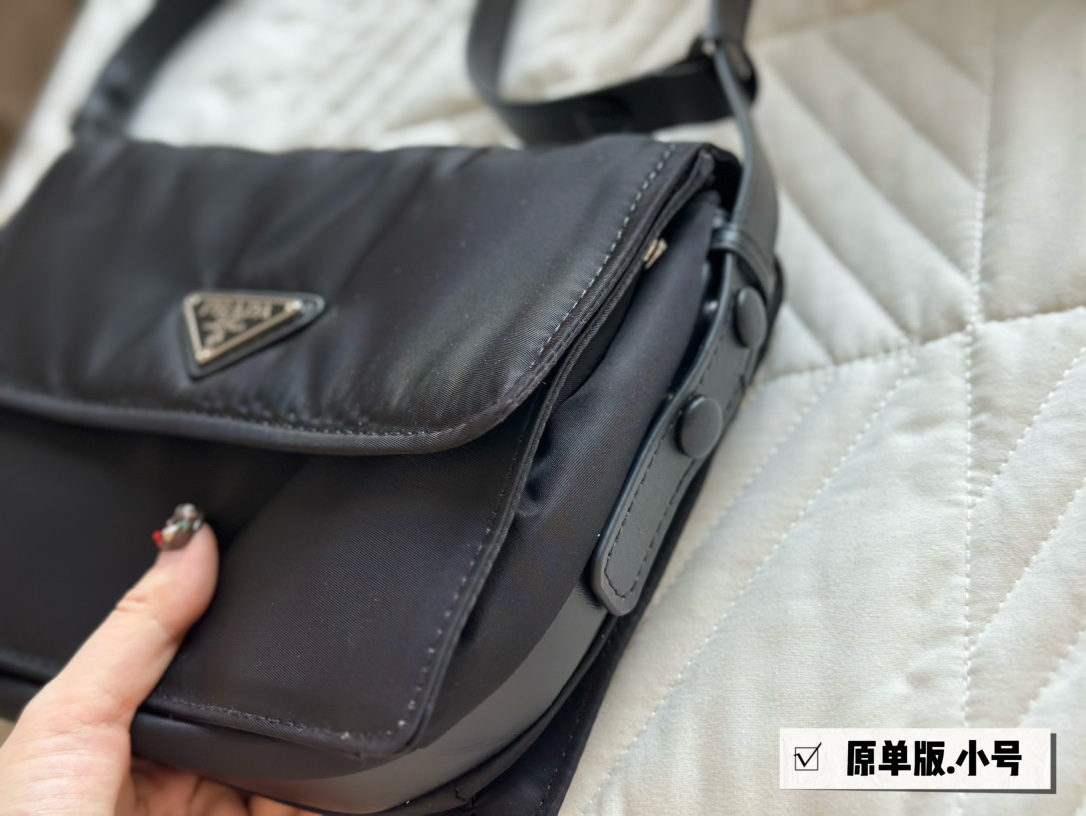 Pra invites x Cini Boeri bag - Top Club