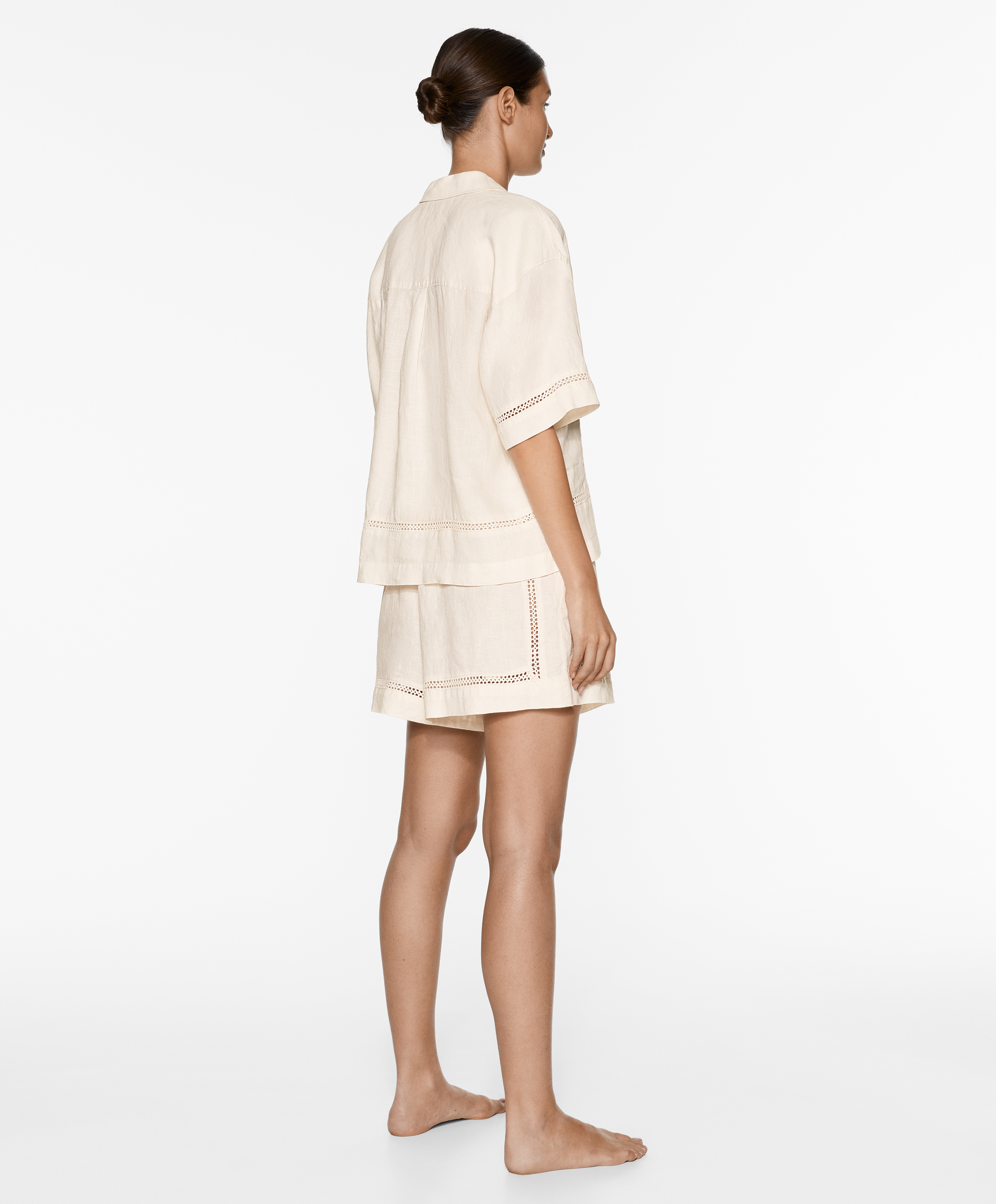 OYSHO 100% linen embroidered Bermuda shorts