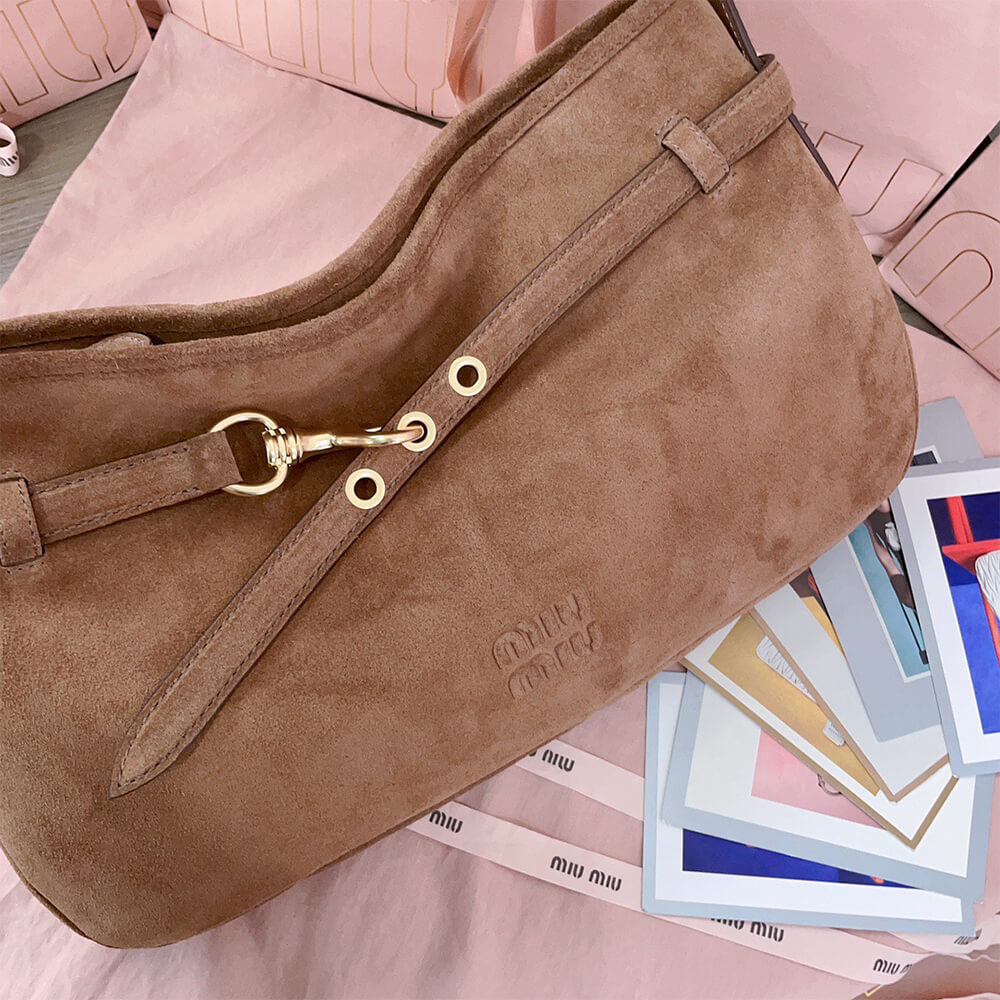 MIUMIU Medium Aventure suede bag(HIGH-END GRADE) - Top Club