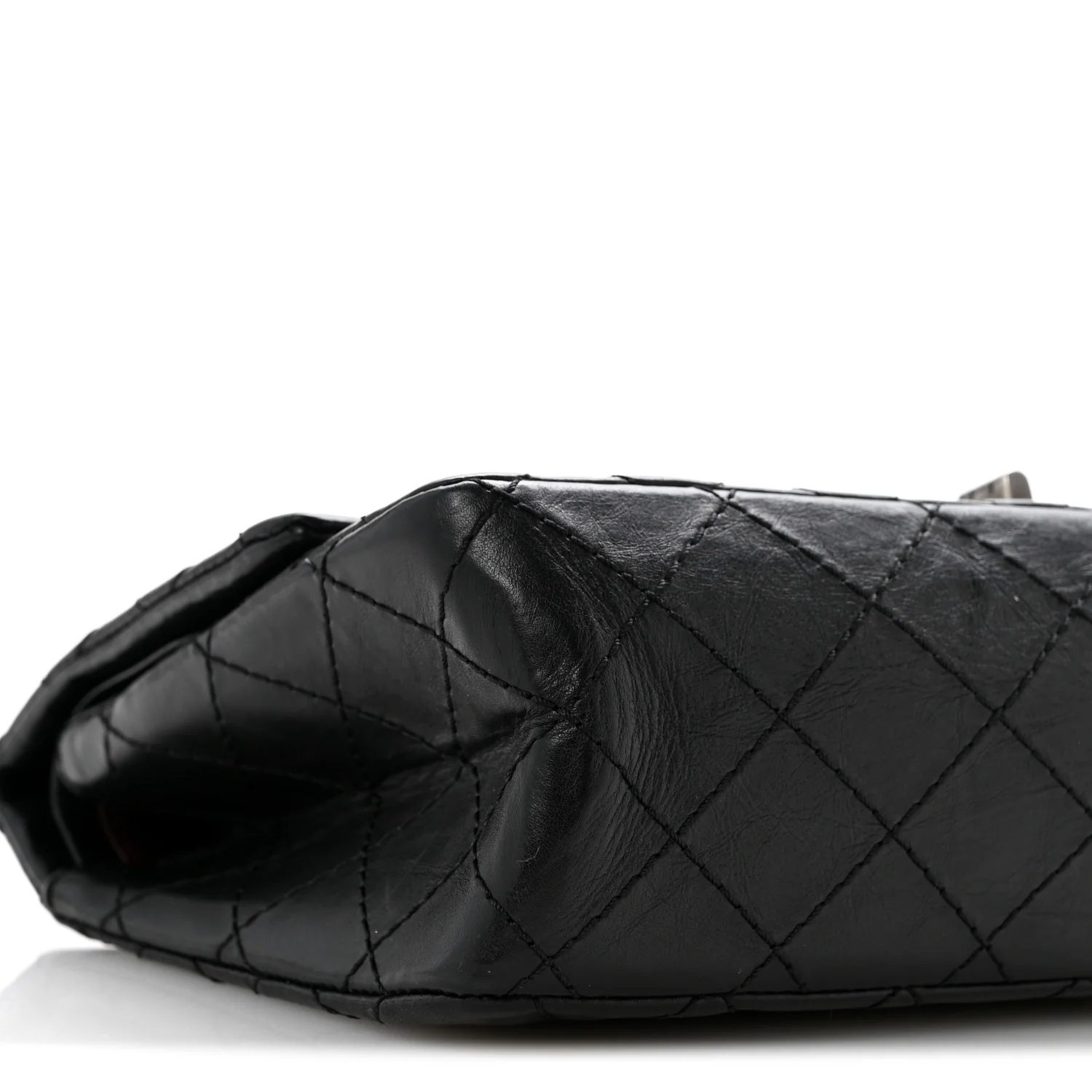Aged Calfskin Quilted 2.55 Reissue 225 Flap Black - Top Club