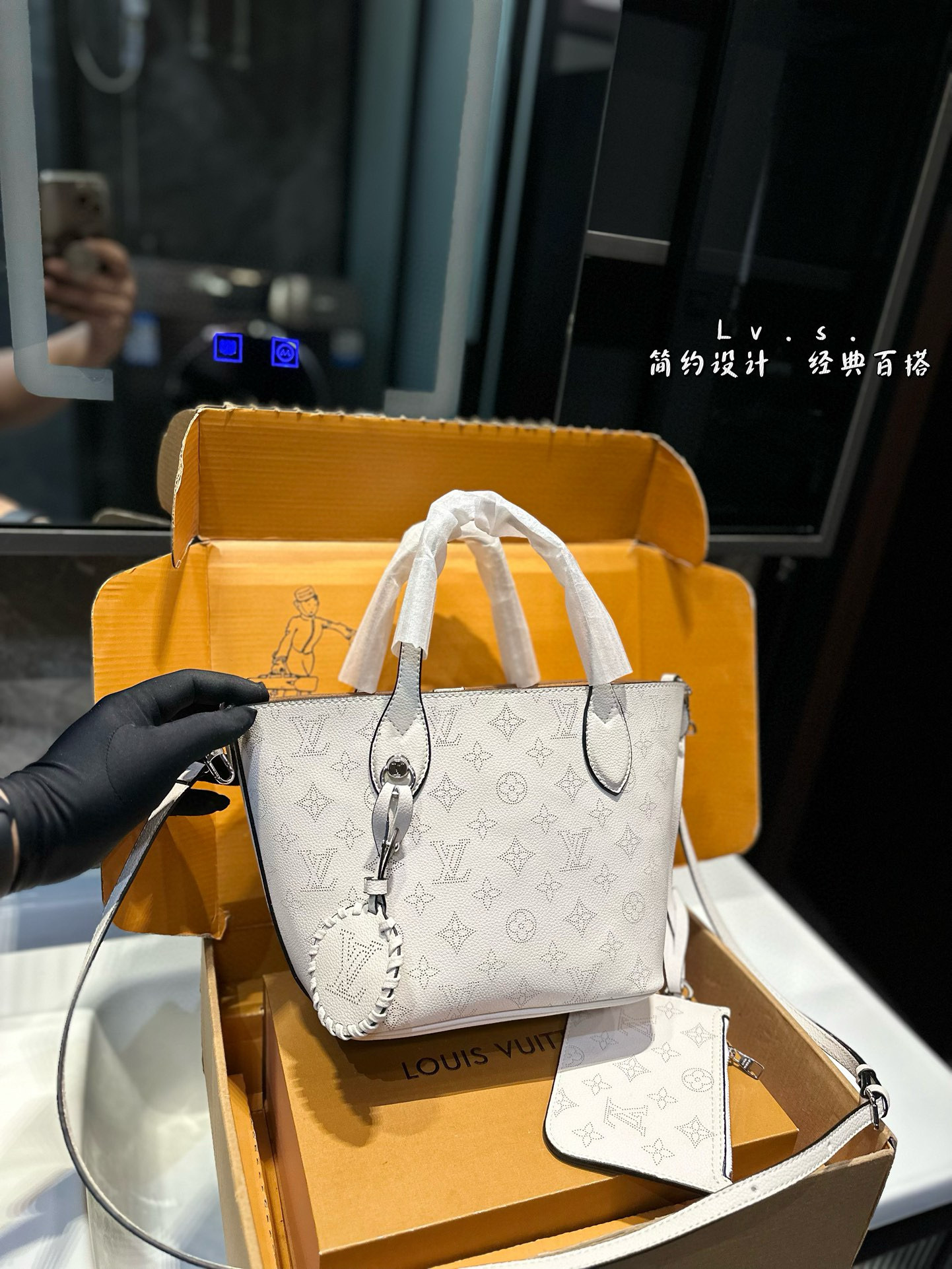 louis new arrival tote bucket bag size:21 * 20cm - Top Club