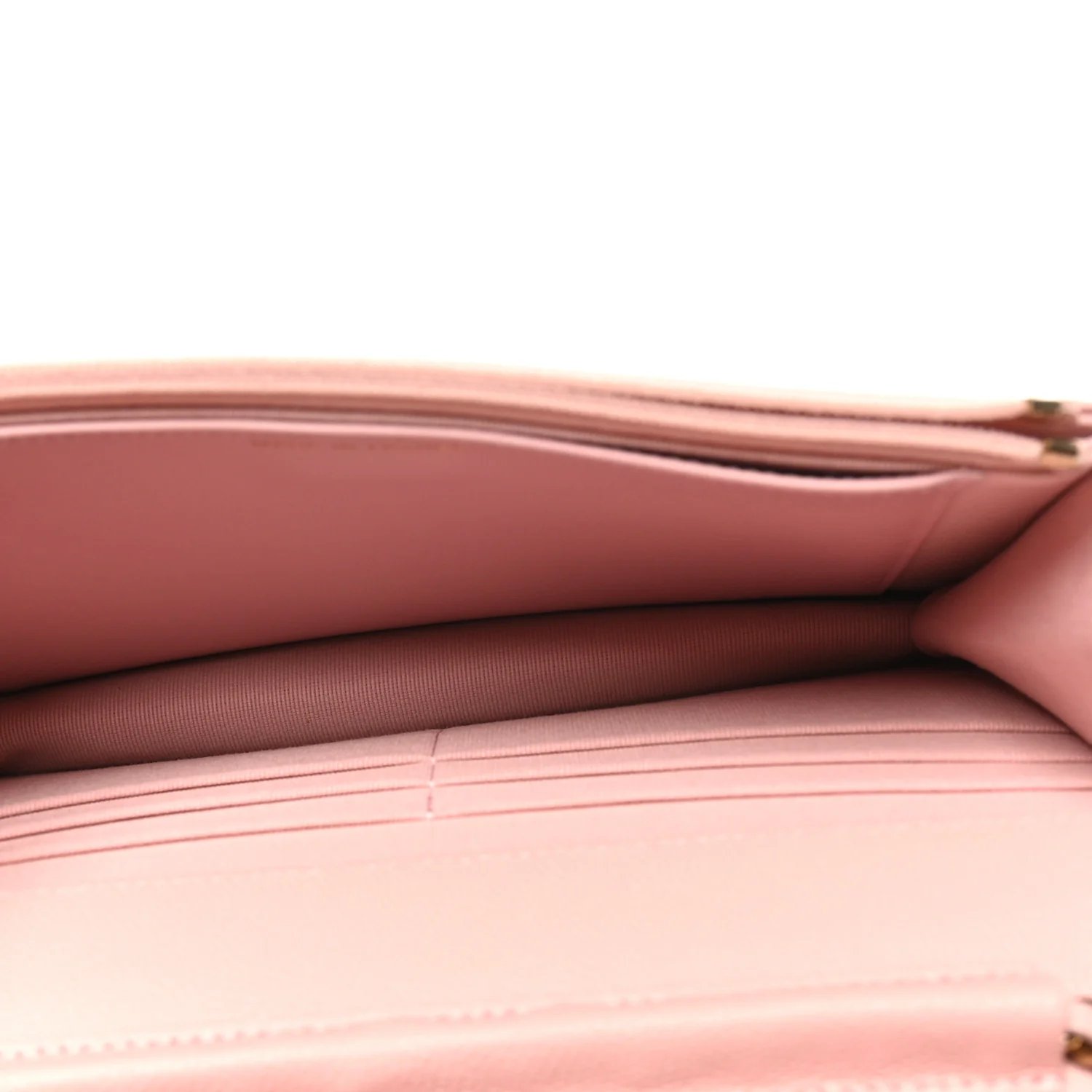 Caviar Quilted Wallet on Chain WOC Light Pink - Top Club