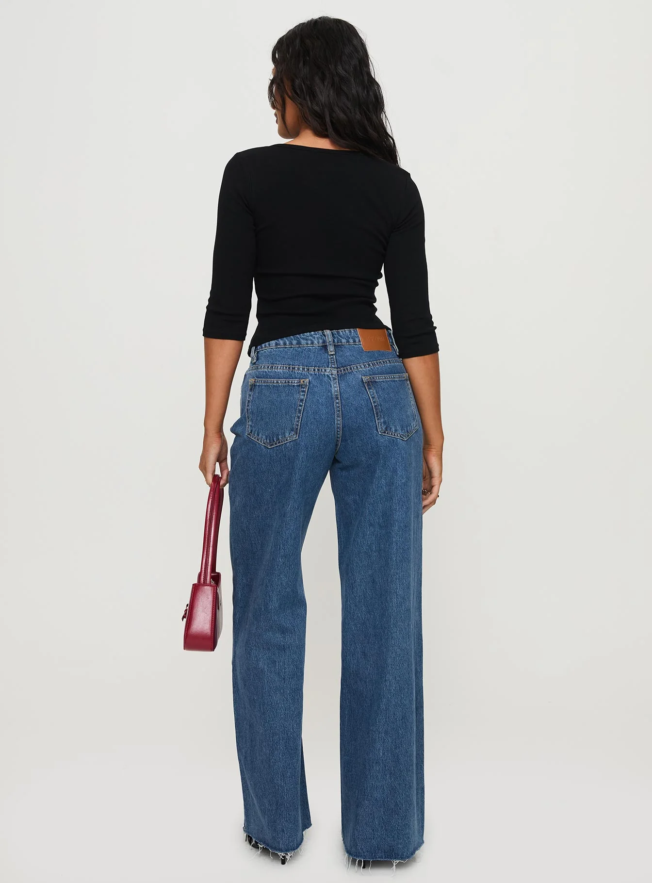 Darla Low Rise Straight Leg Jeans Mid Wash